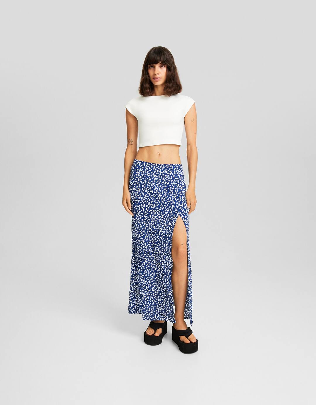 Floral print midi skirt with slit