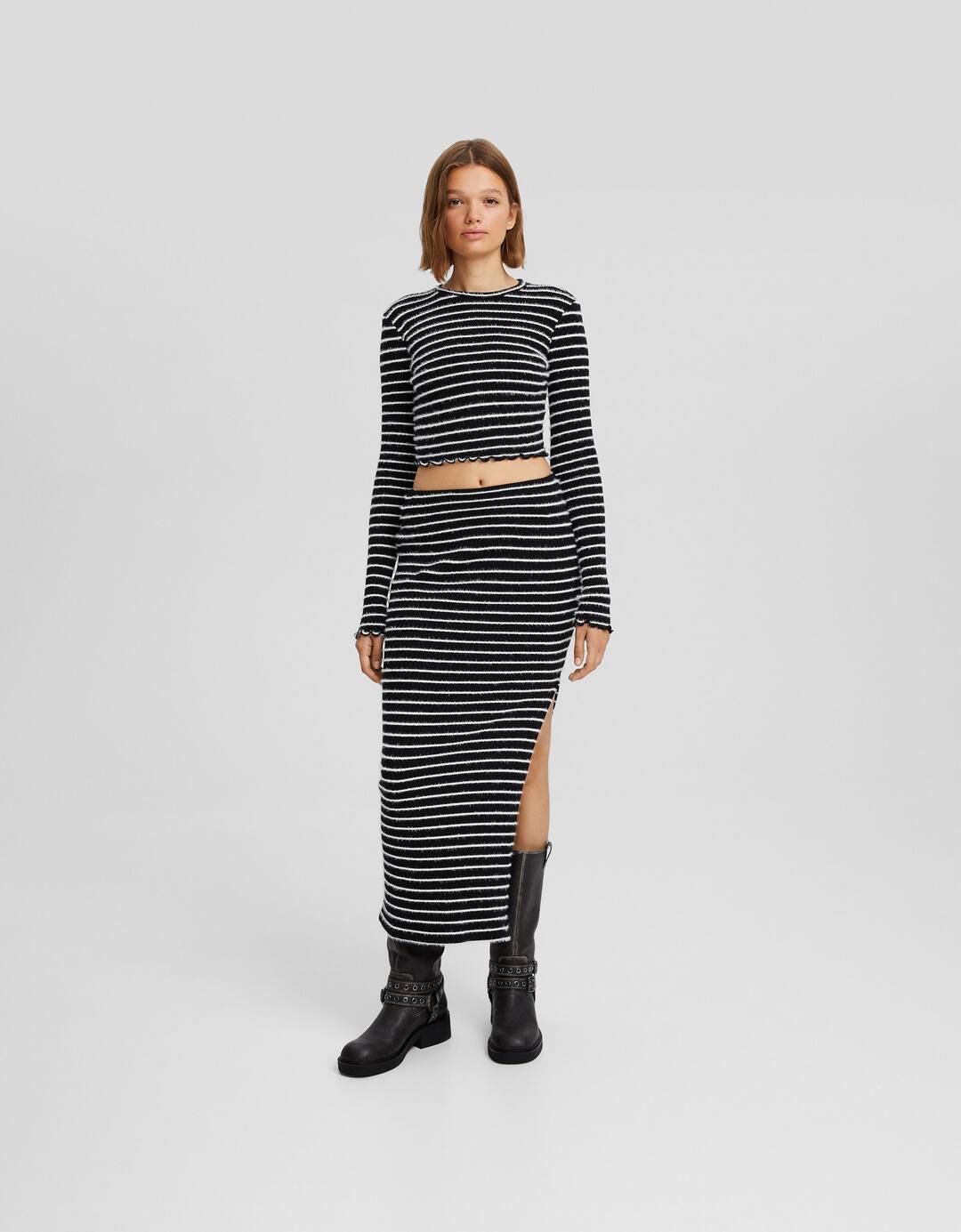 Striped ribbed knit midi skirt