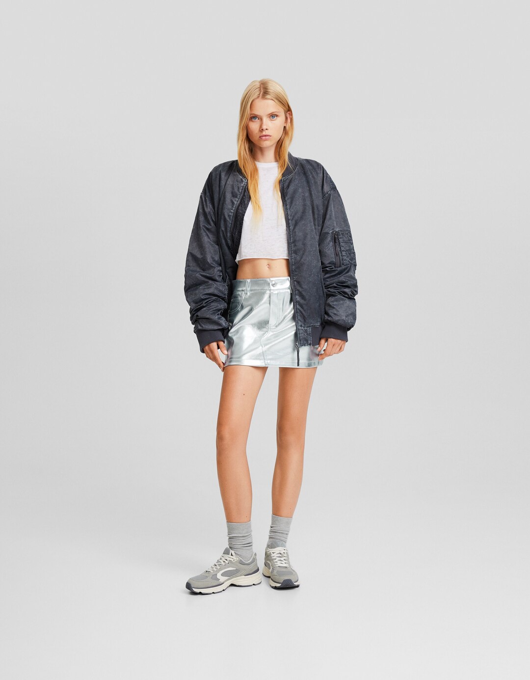 Minirock aus Kunstleder im Metallic-Look