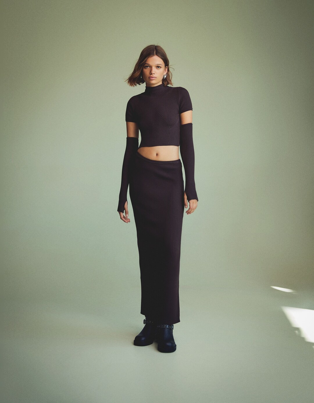Long ribbed knit skirt