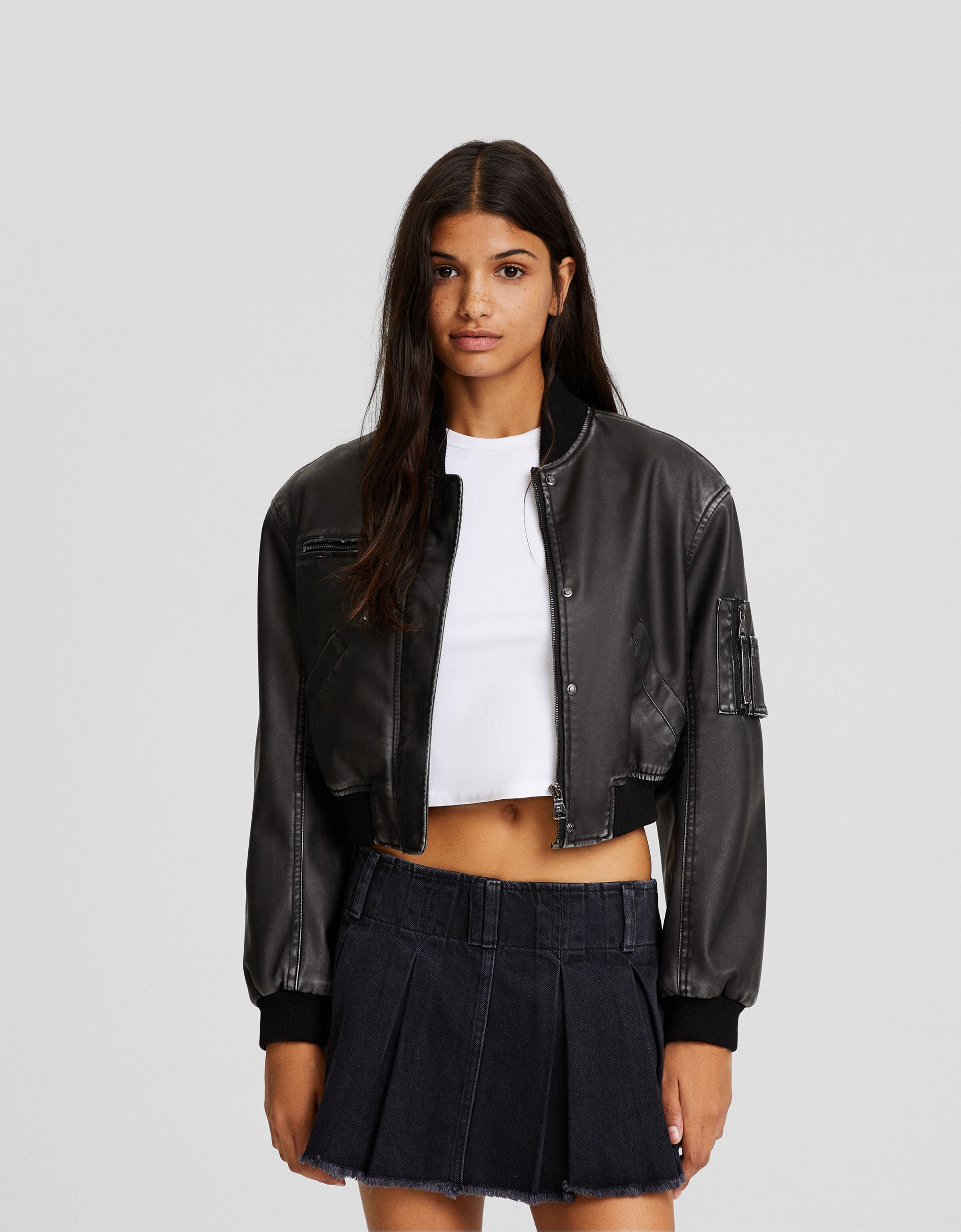 Falda efecto piel on sale bershka
