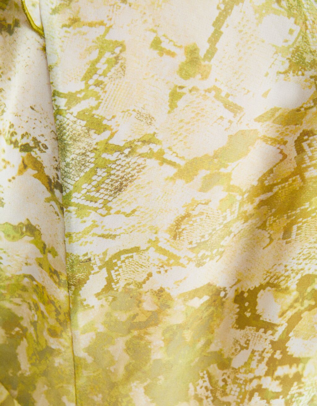 Long sleeve chiffon blouse with ruffles and print - BSK Teen | Bershka