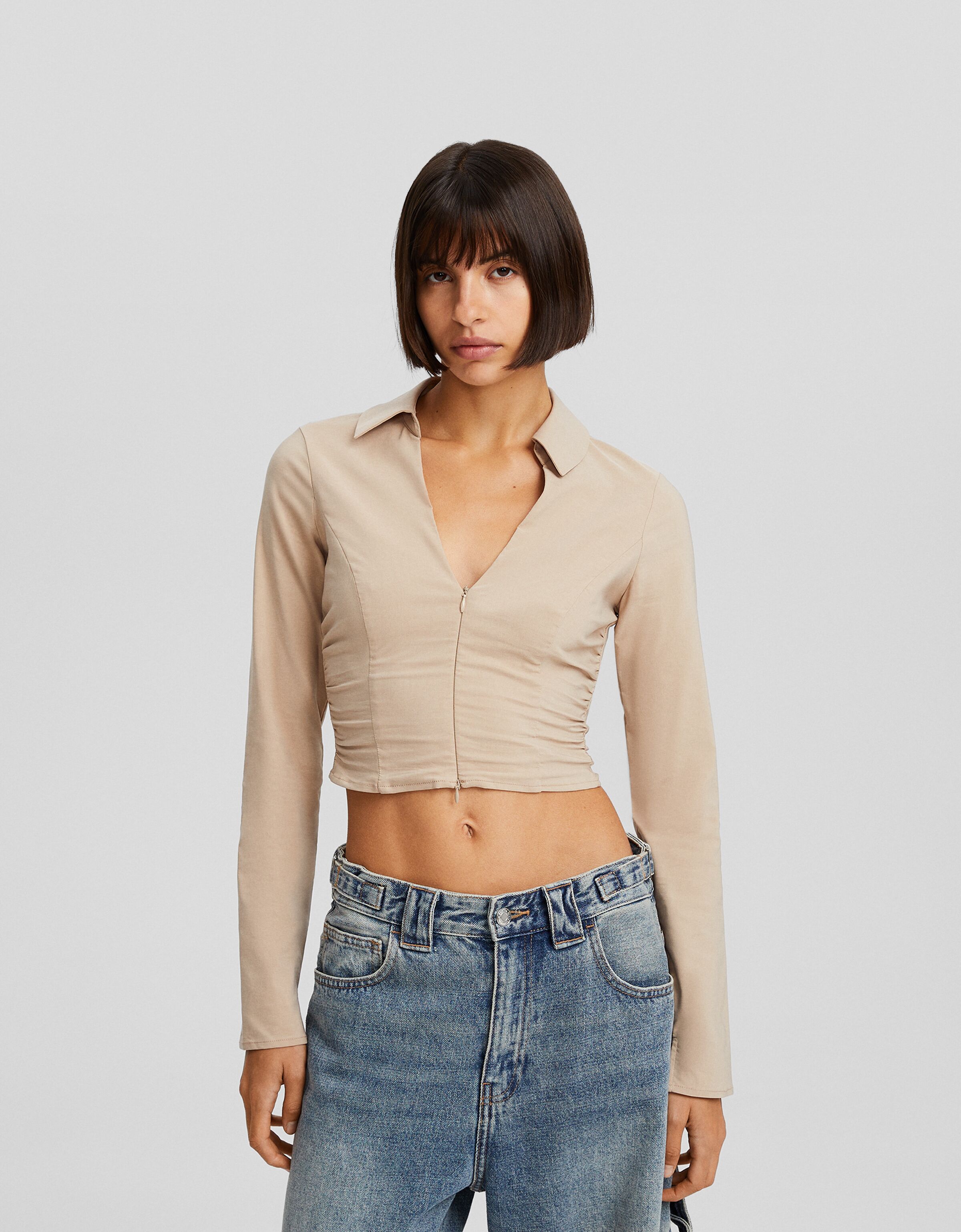 Blusa con nudo discount bershka