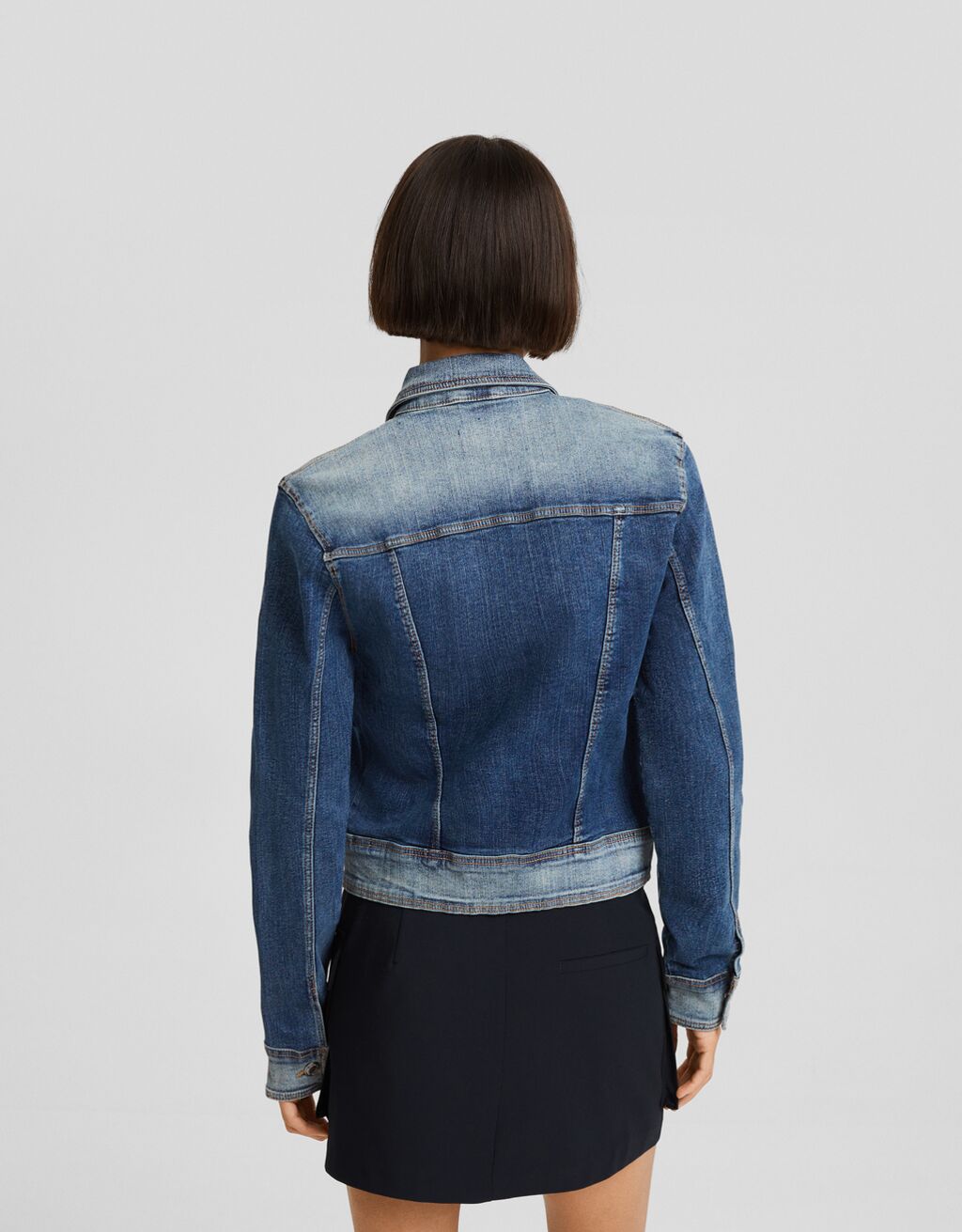 Denim jacket with zip