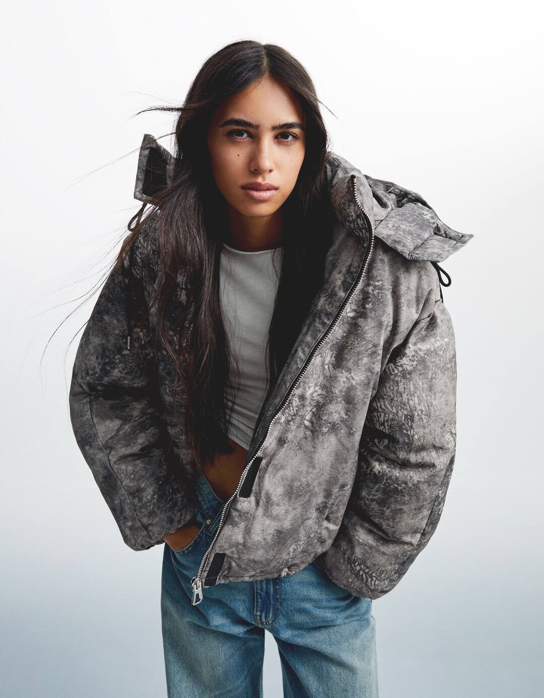 Blusão acolchoado oversize estampado