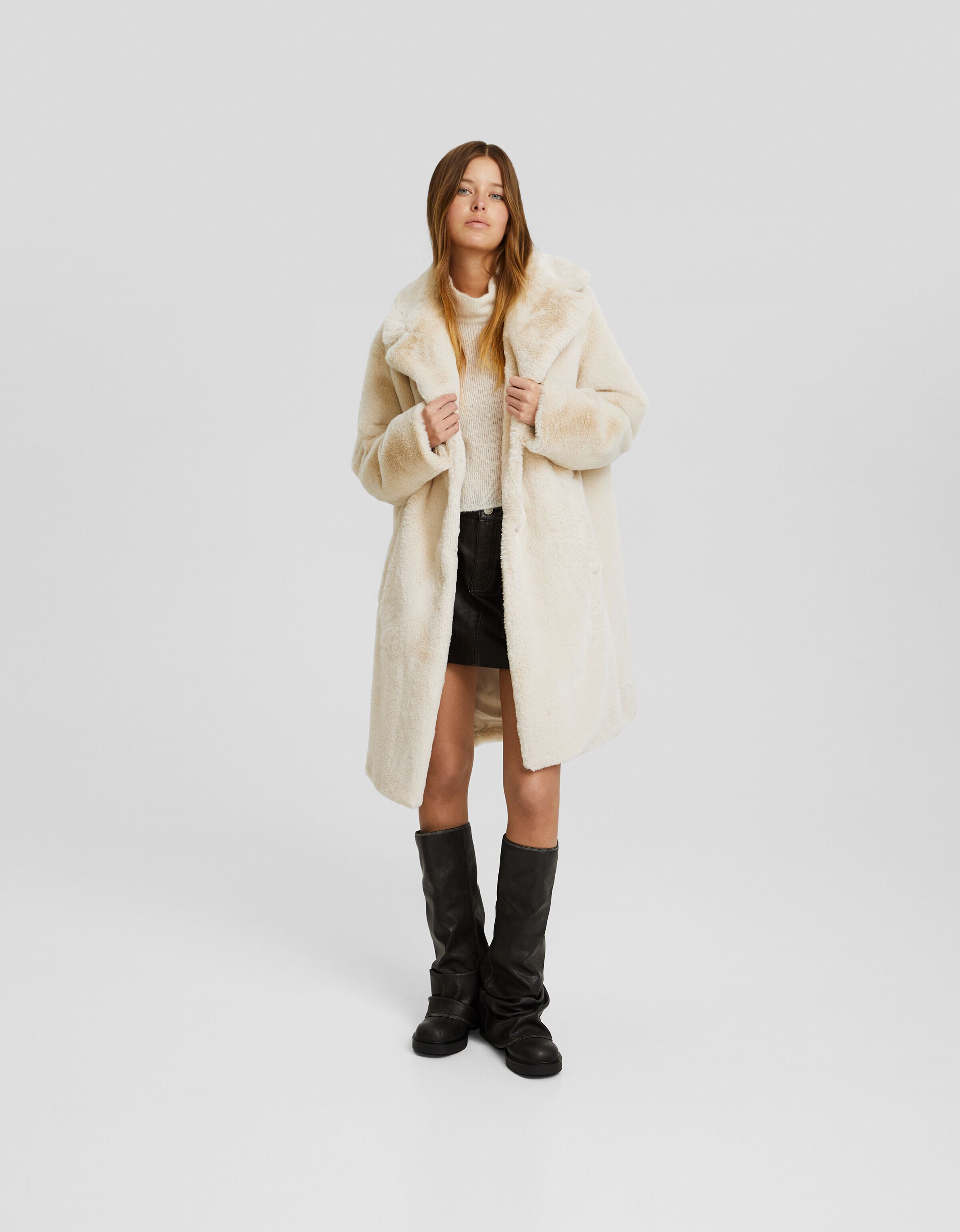 Teddy coat with a lapel collar Women Bershka