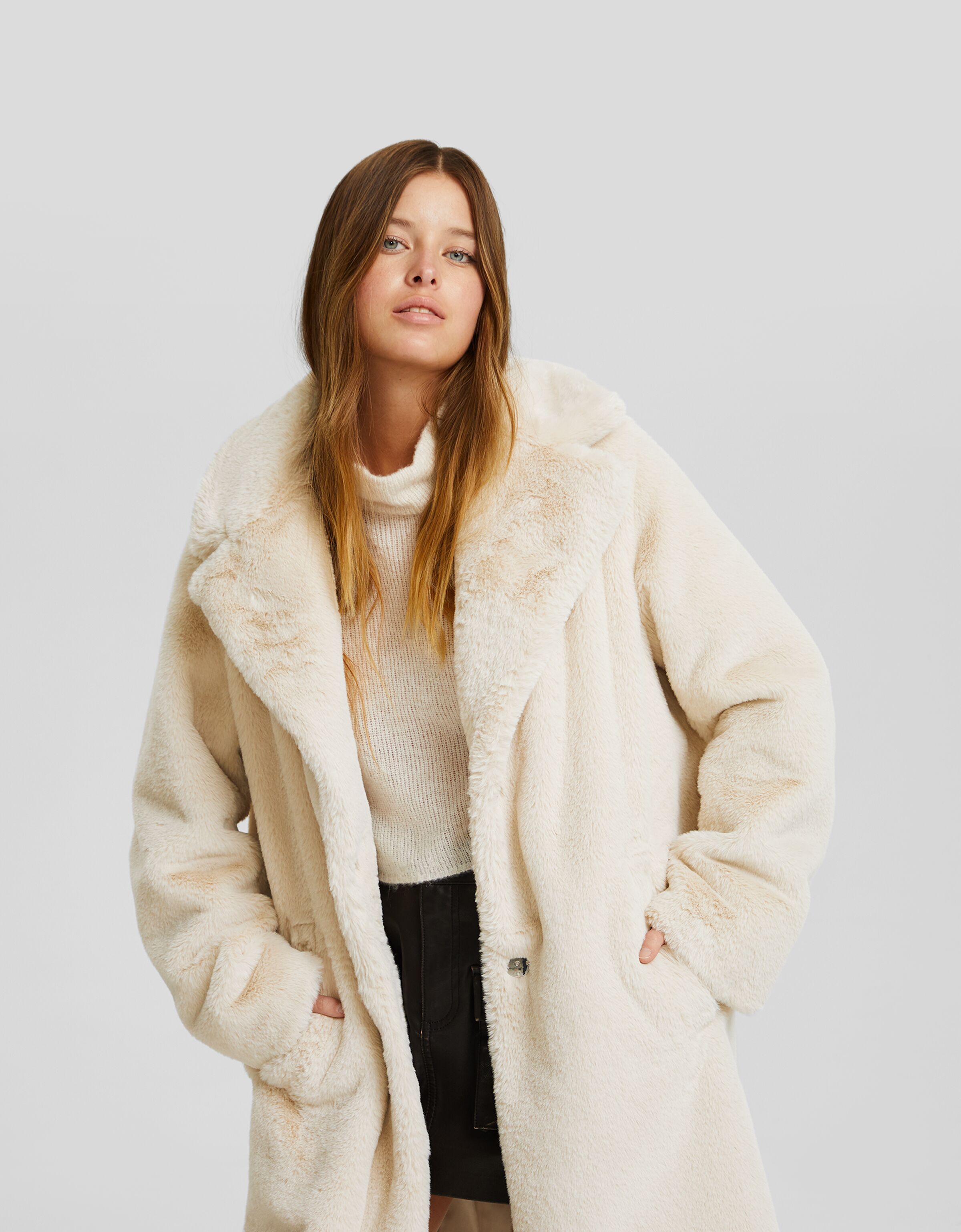 Cappotto teddy con revers Shearling Donna Bershka