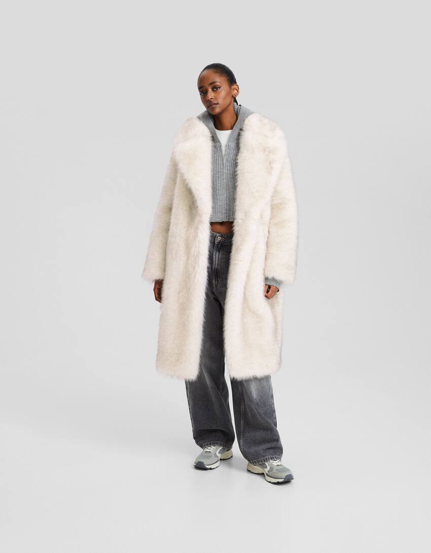 Long faux fur coat - Women | Bershka