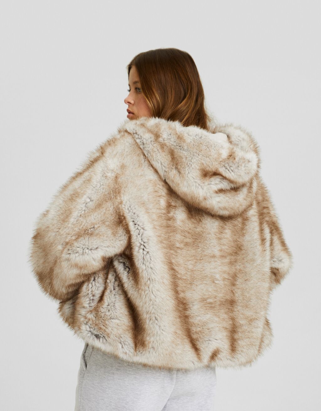 Faux fur 2025 jacket bershka