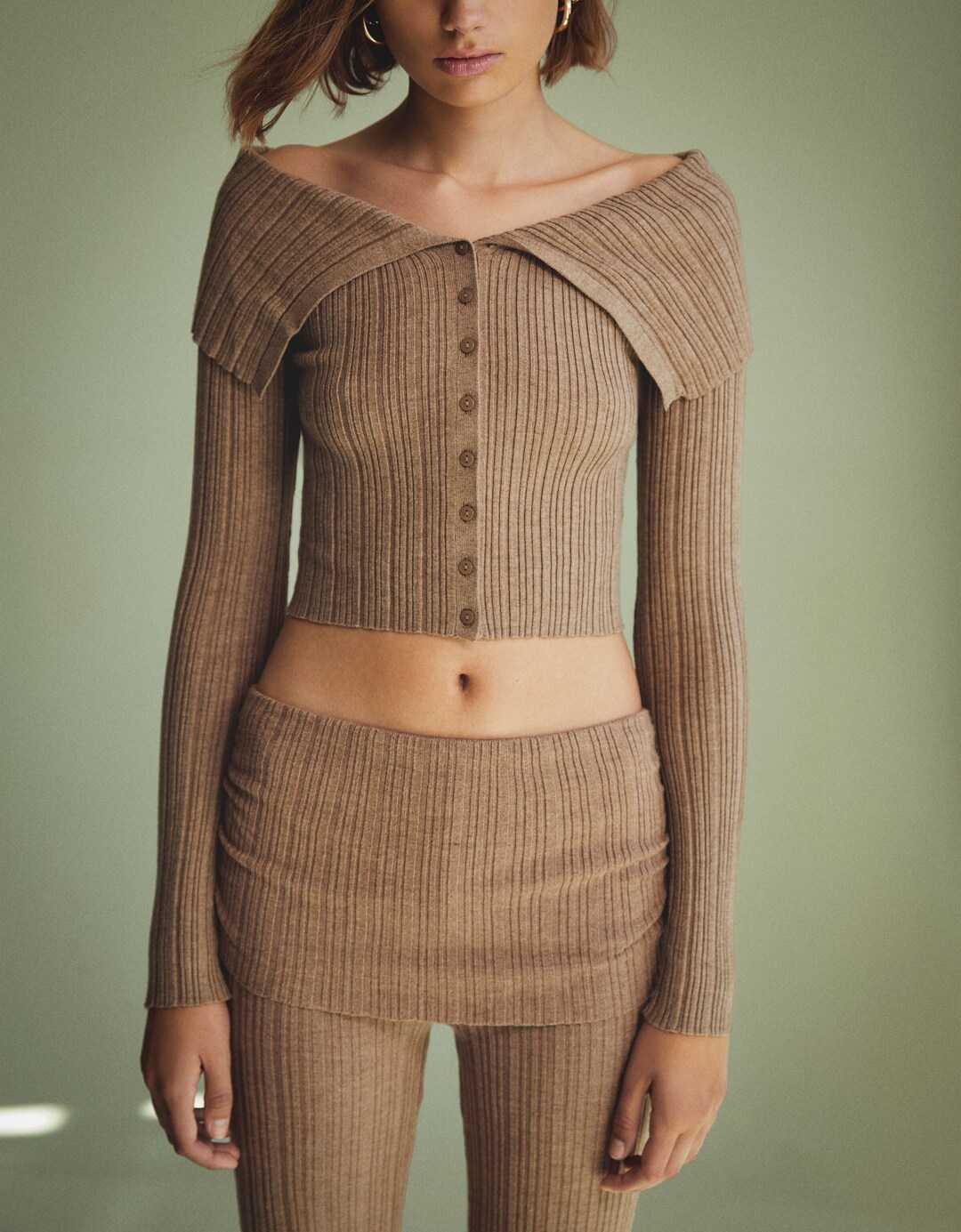 Bardot neckline cardigan with buttons