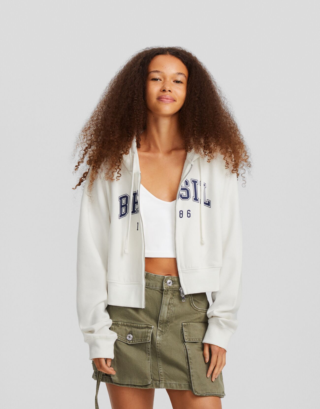Bershka cropped discount hoodie