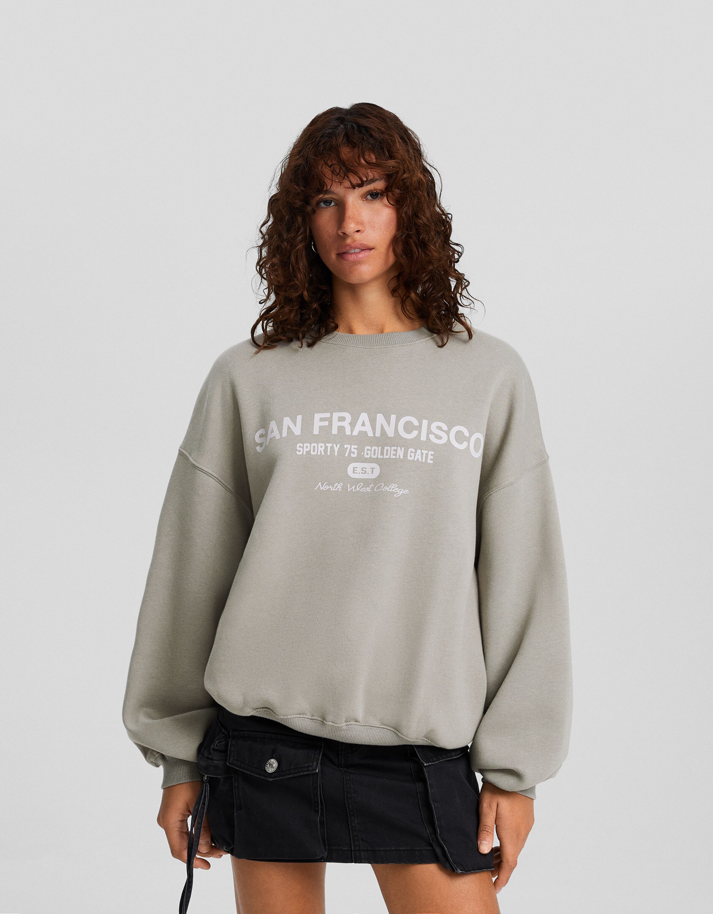Bershka cheap woman sweatshirt