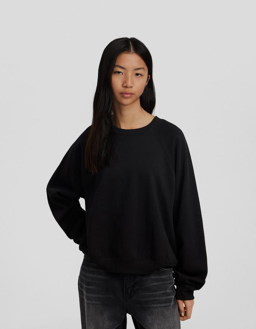 Raglan sleeve sweatshirt-Black-3