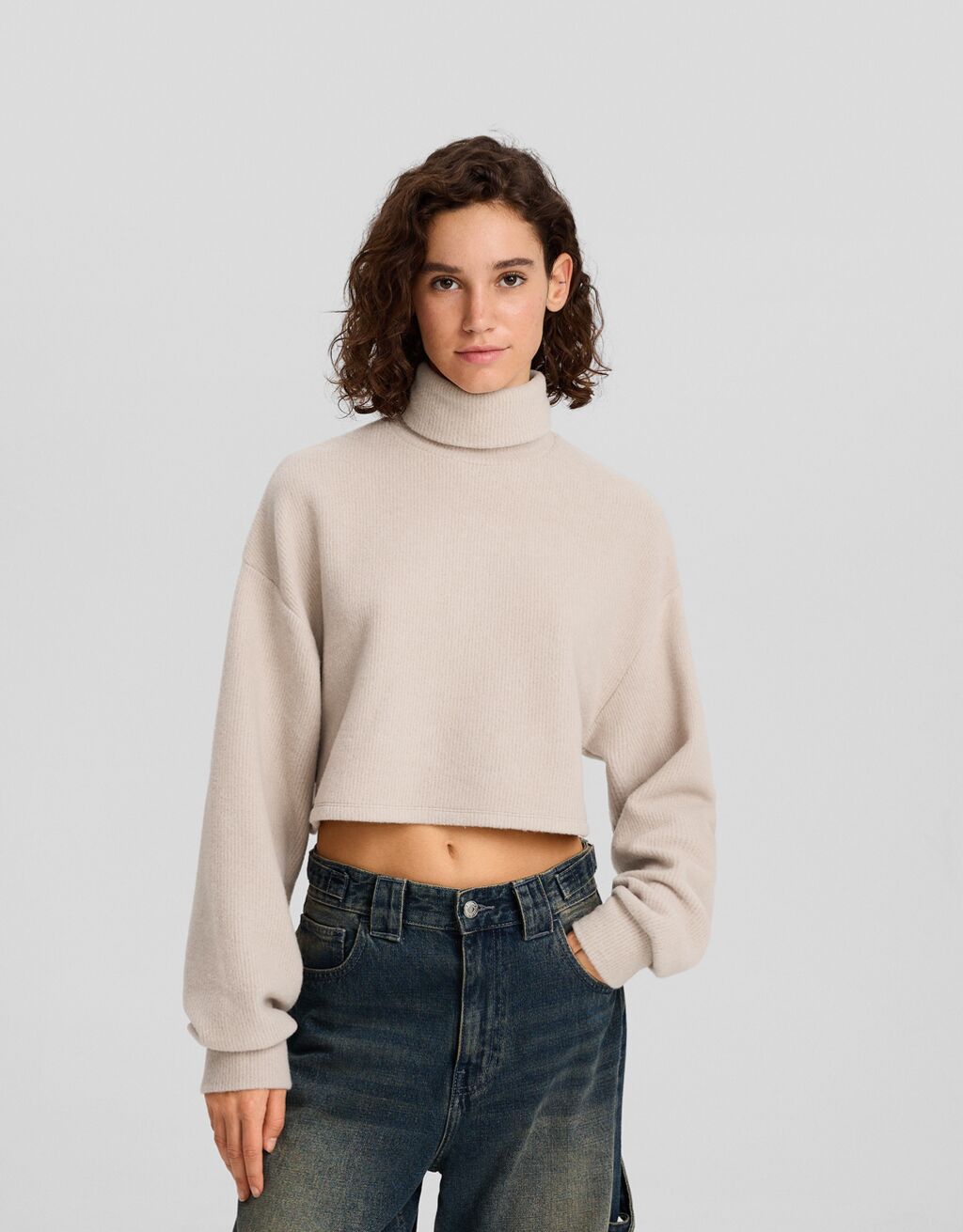 Pull col deals montant bershka