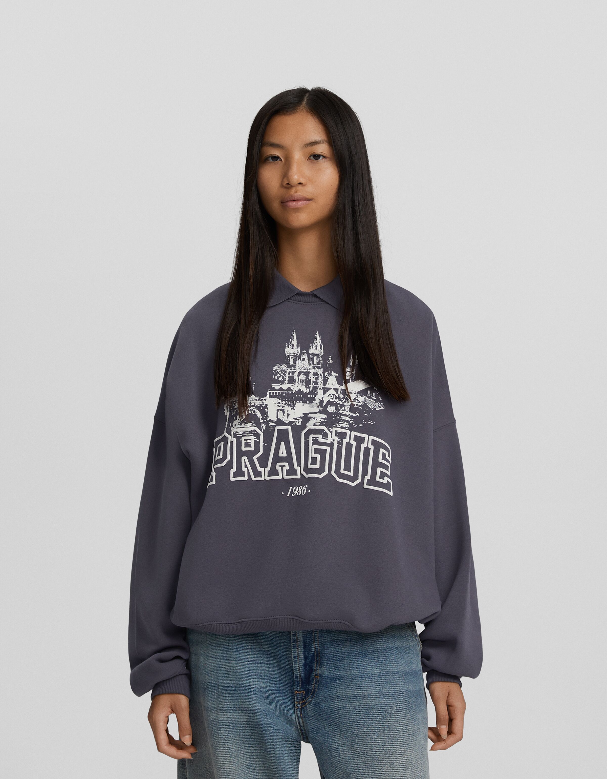 Felpa topolino clearance bershka