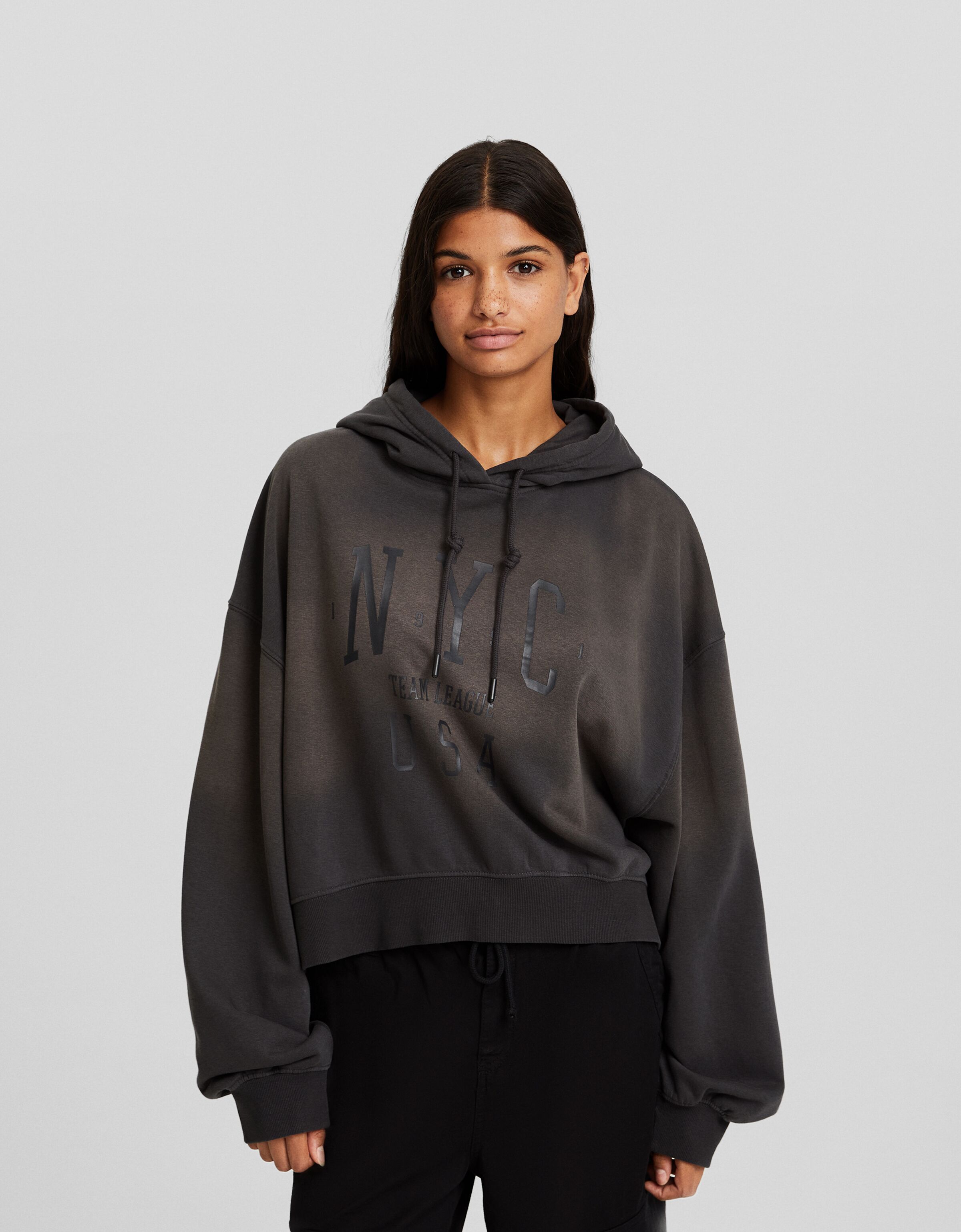 Bershka sudaderas online cortas