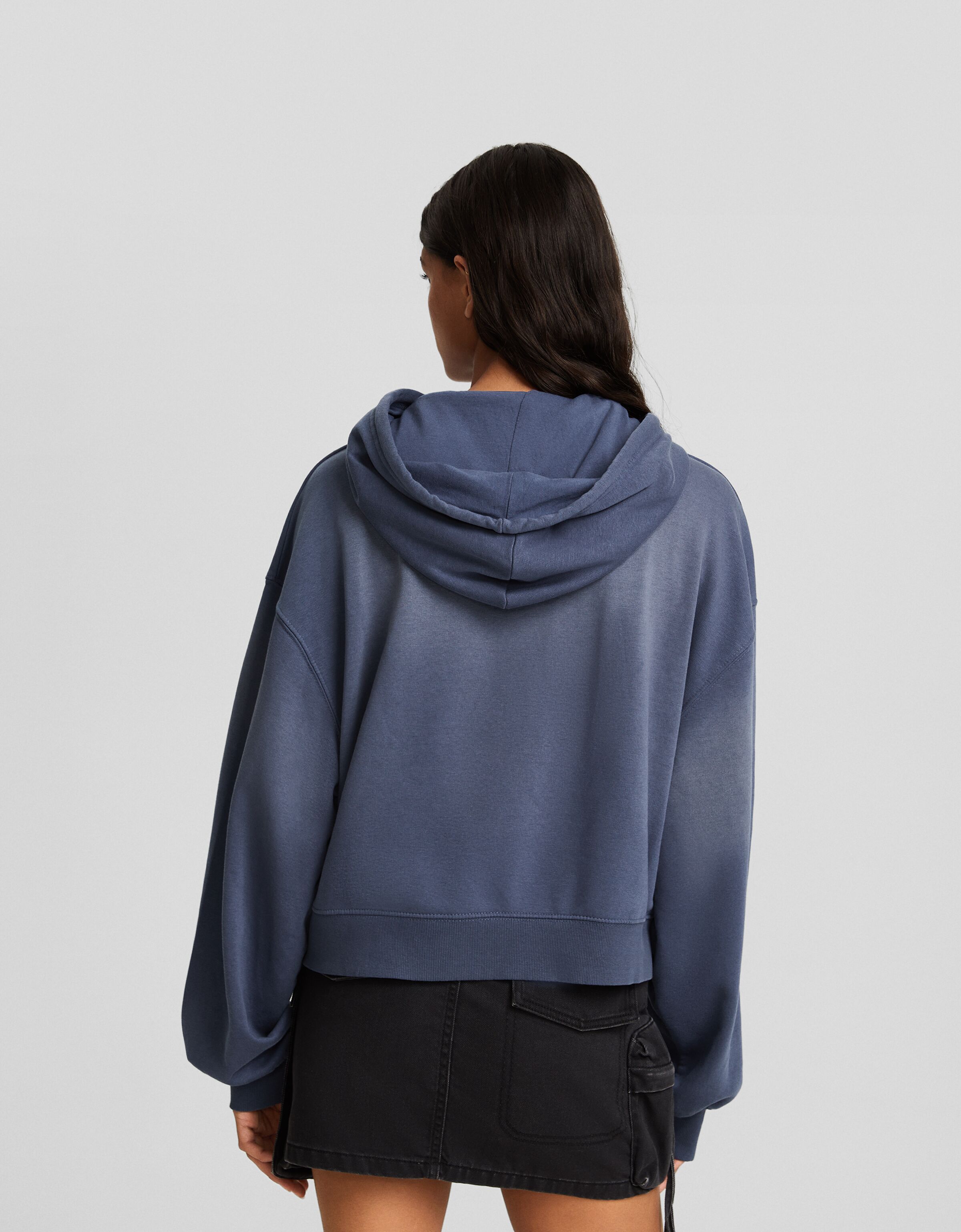 Cropped slogan outlet hoodie