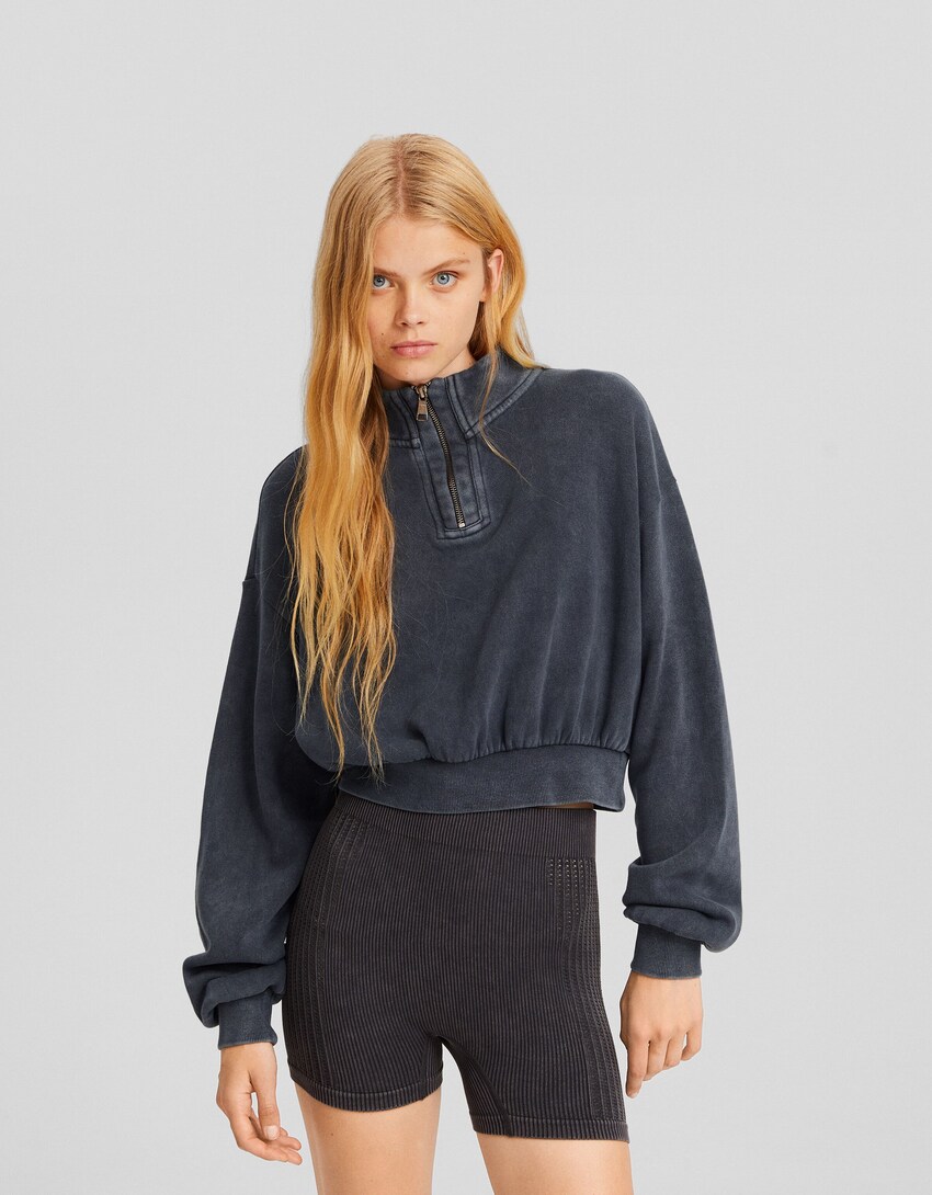 Sweatshirt cropped com efeito de lavagem-Cinzento-escuro-0