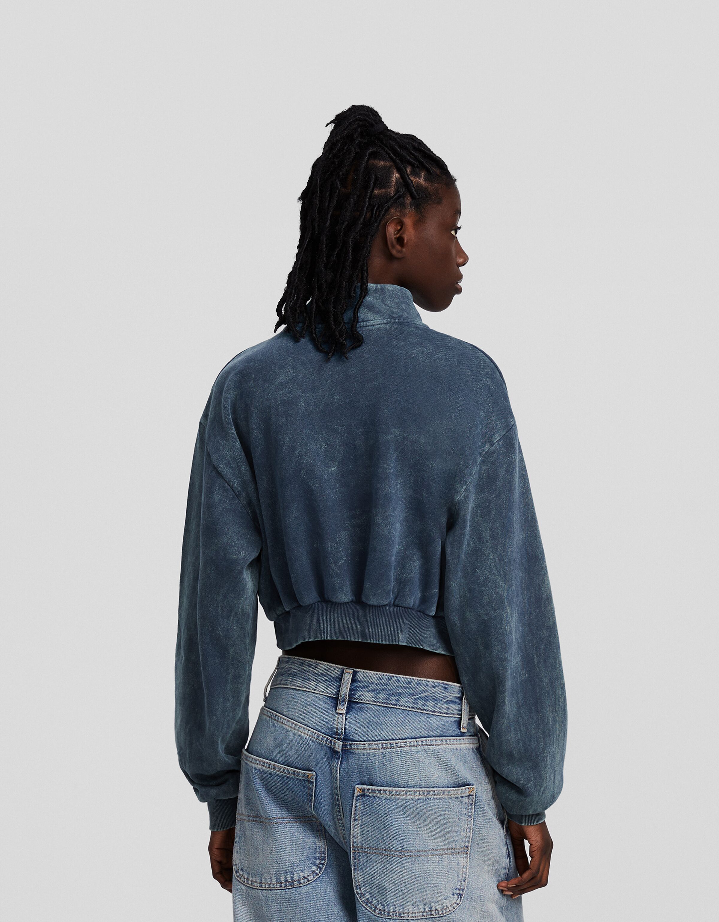 Bershka cropped sweatshirt outlet