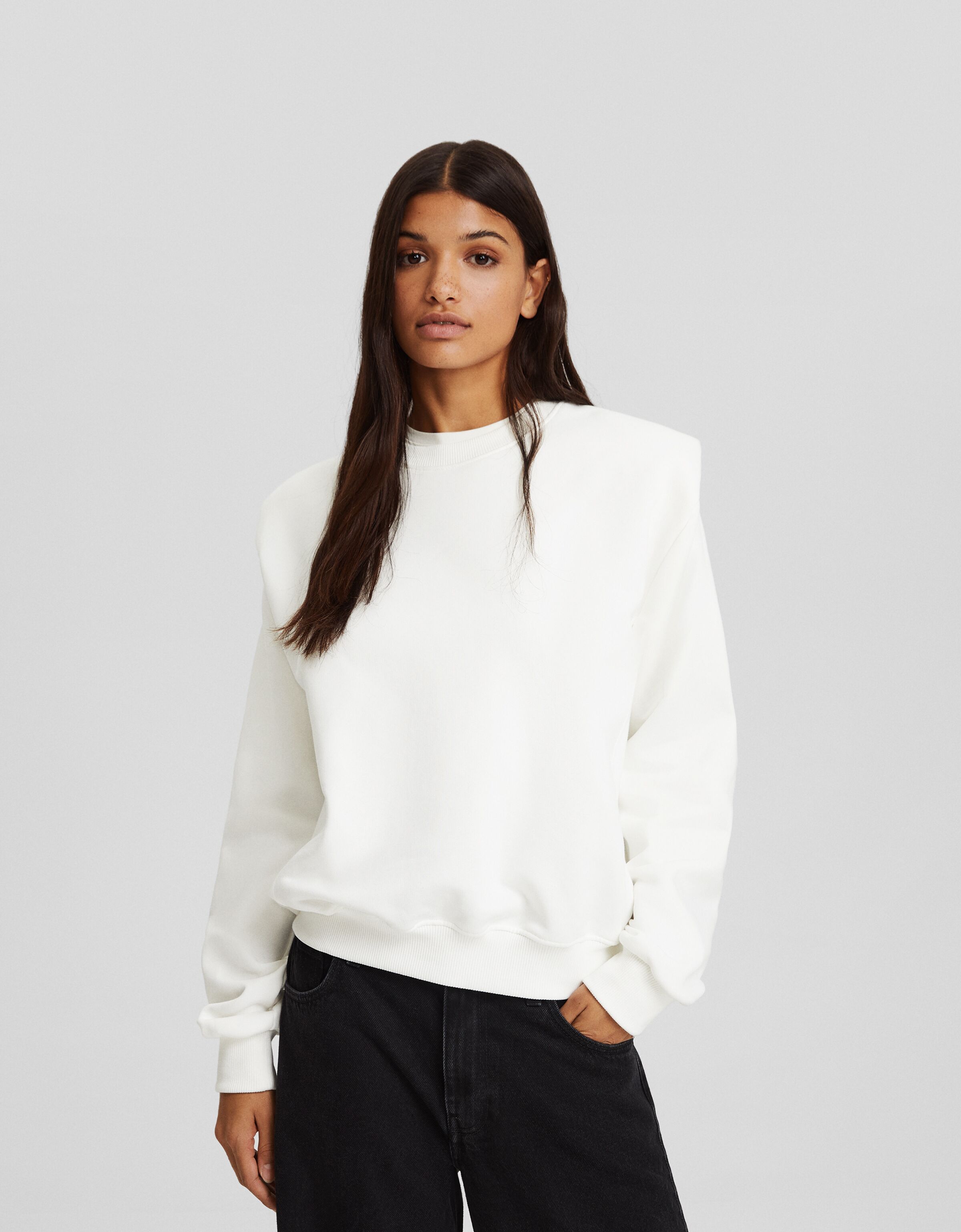 Sudadera blanca mujer discount bershka