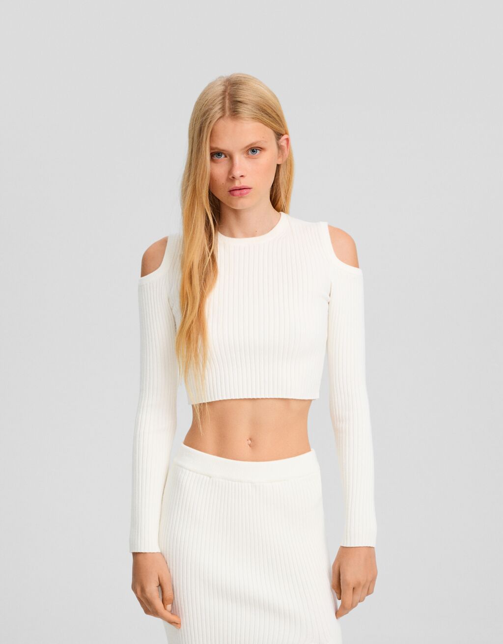 Bershka white deals sweater