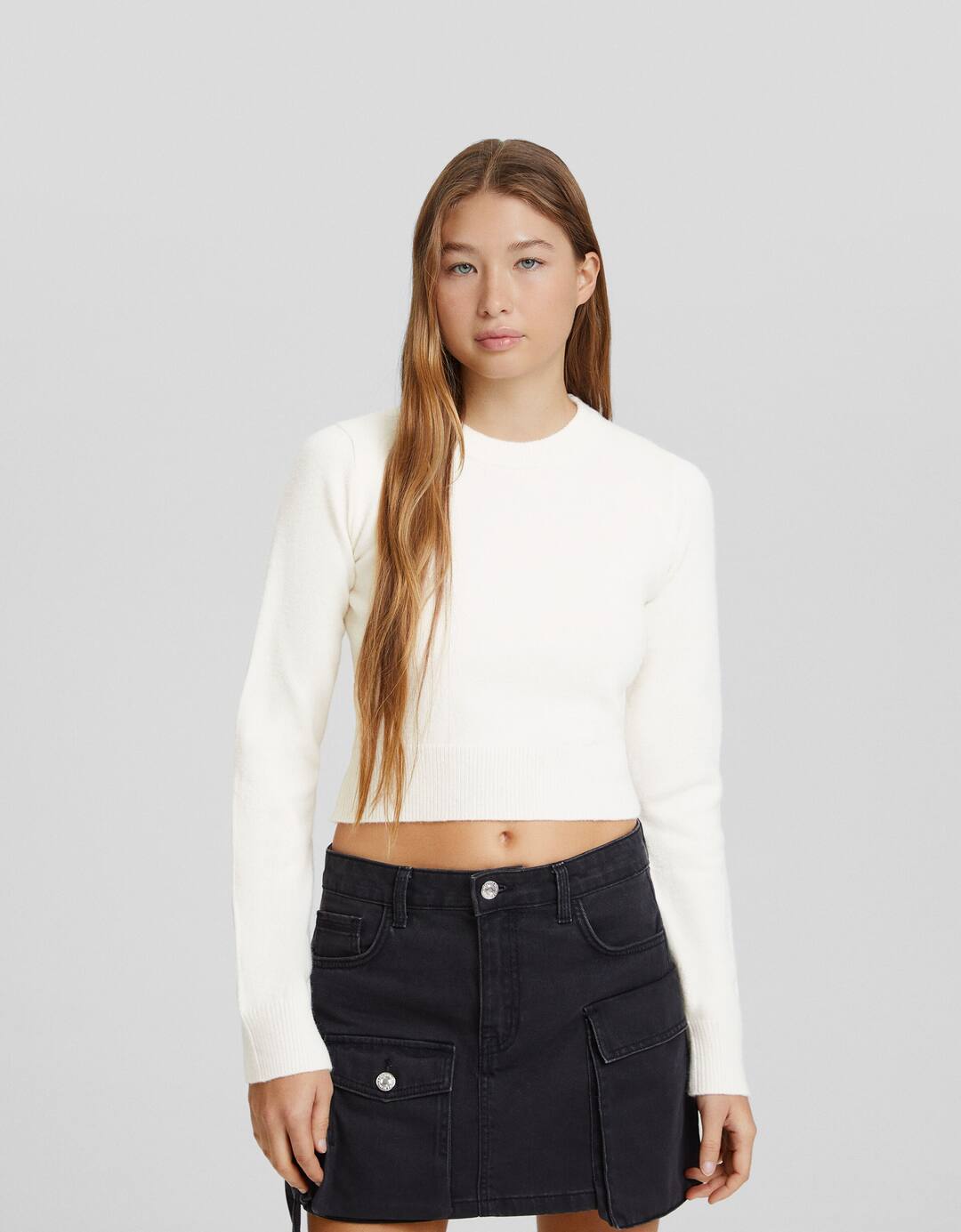 Round neck sweater