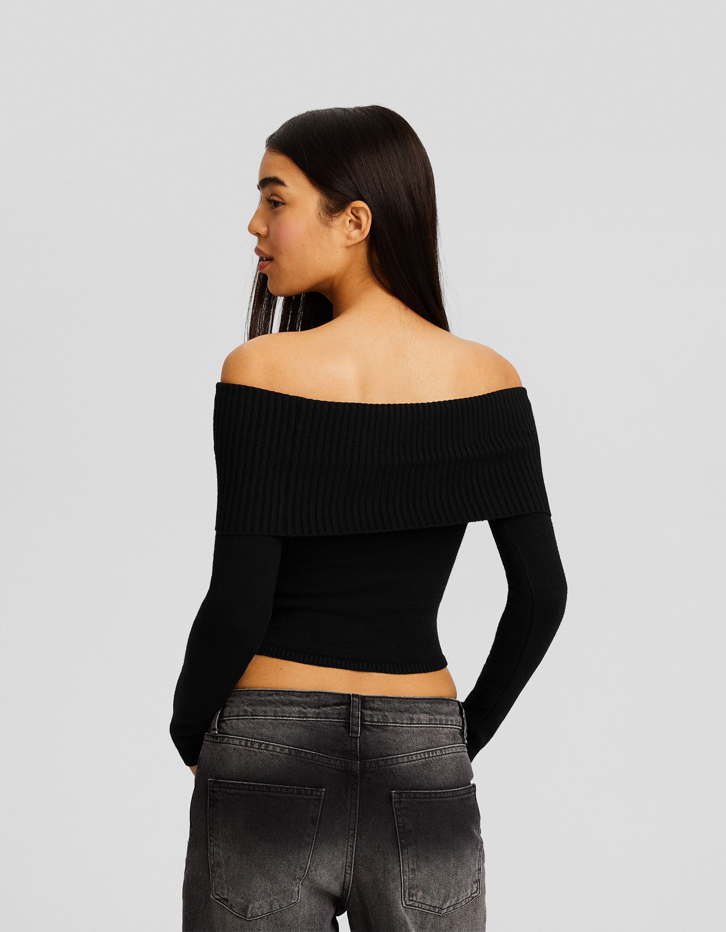 Black top bardot sweater