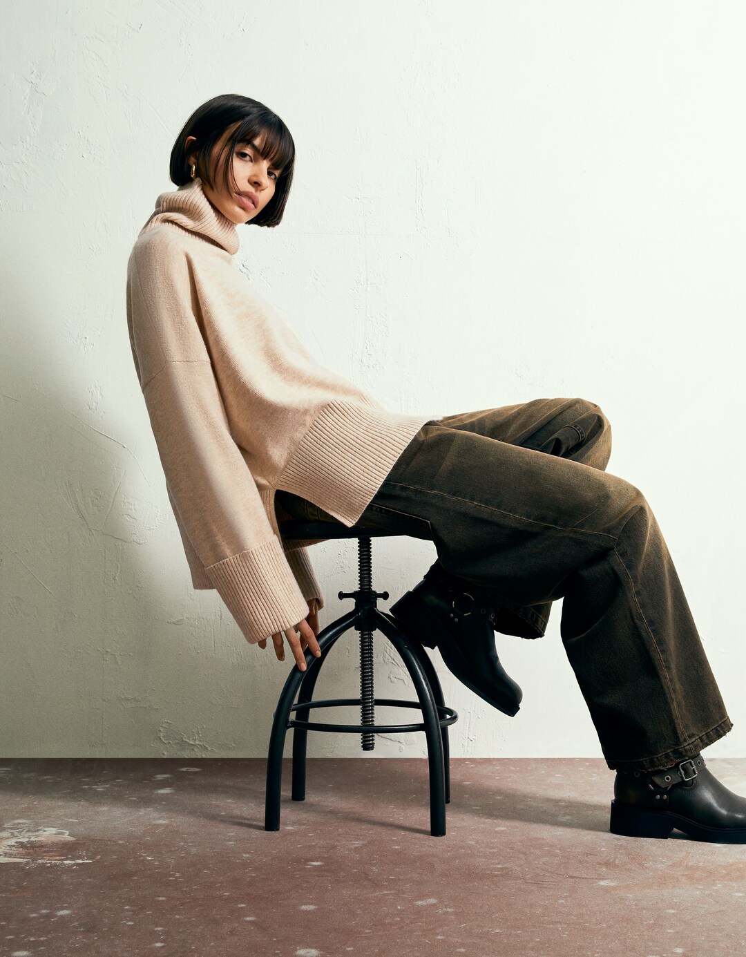 Raised neck jumper