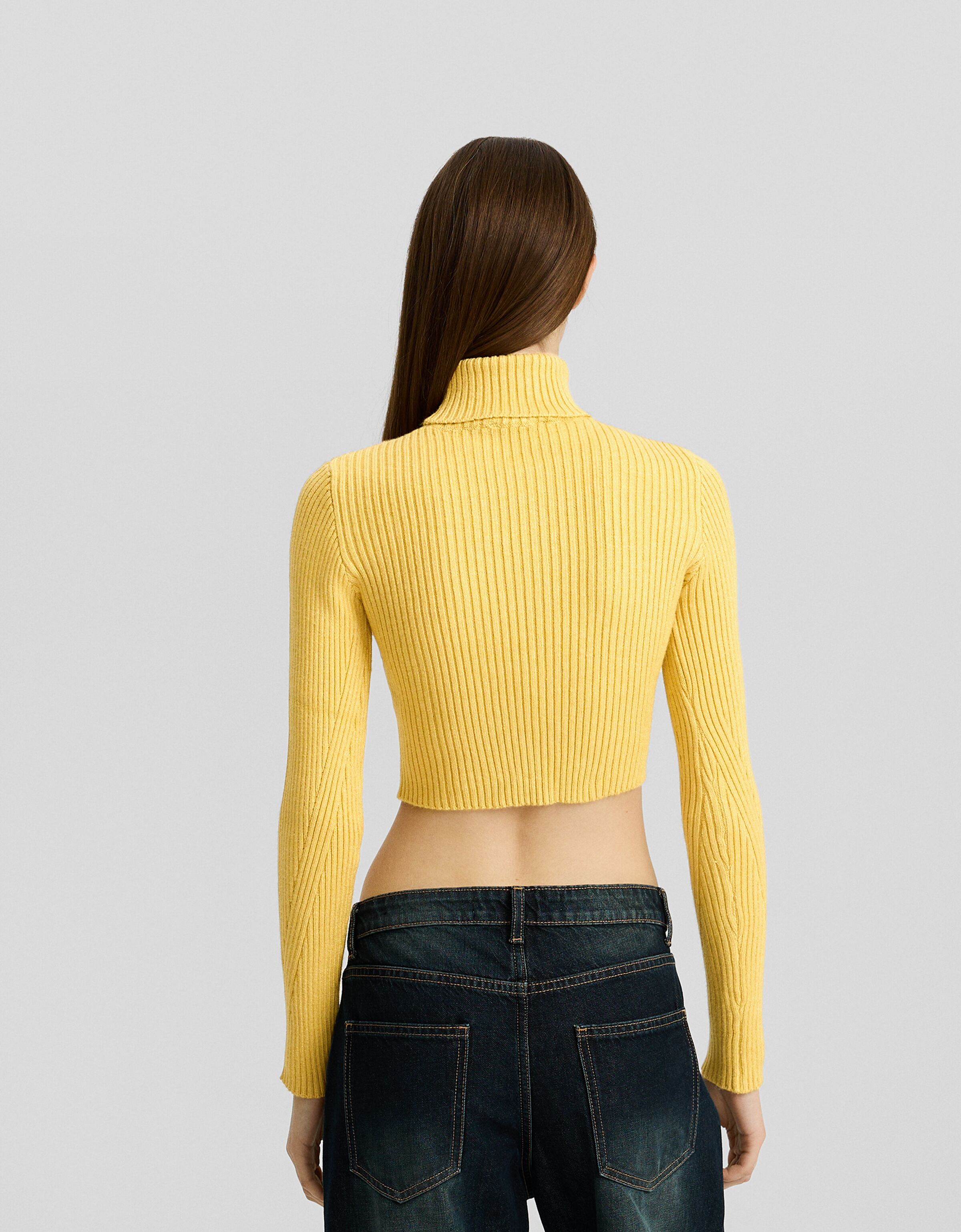 Bershka hot sale yellow sweater