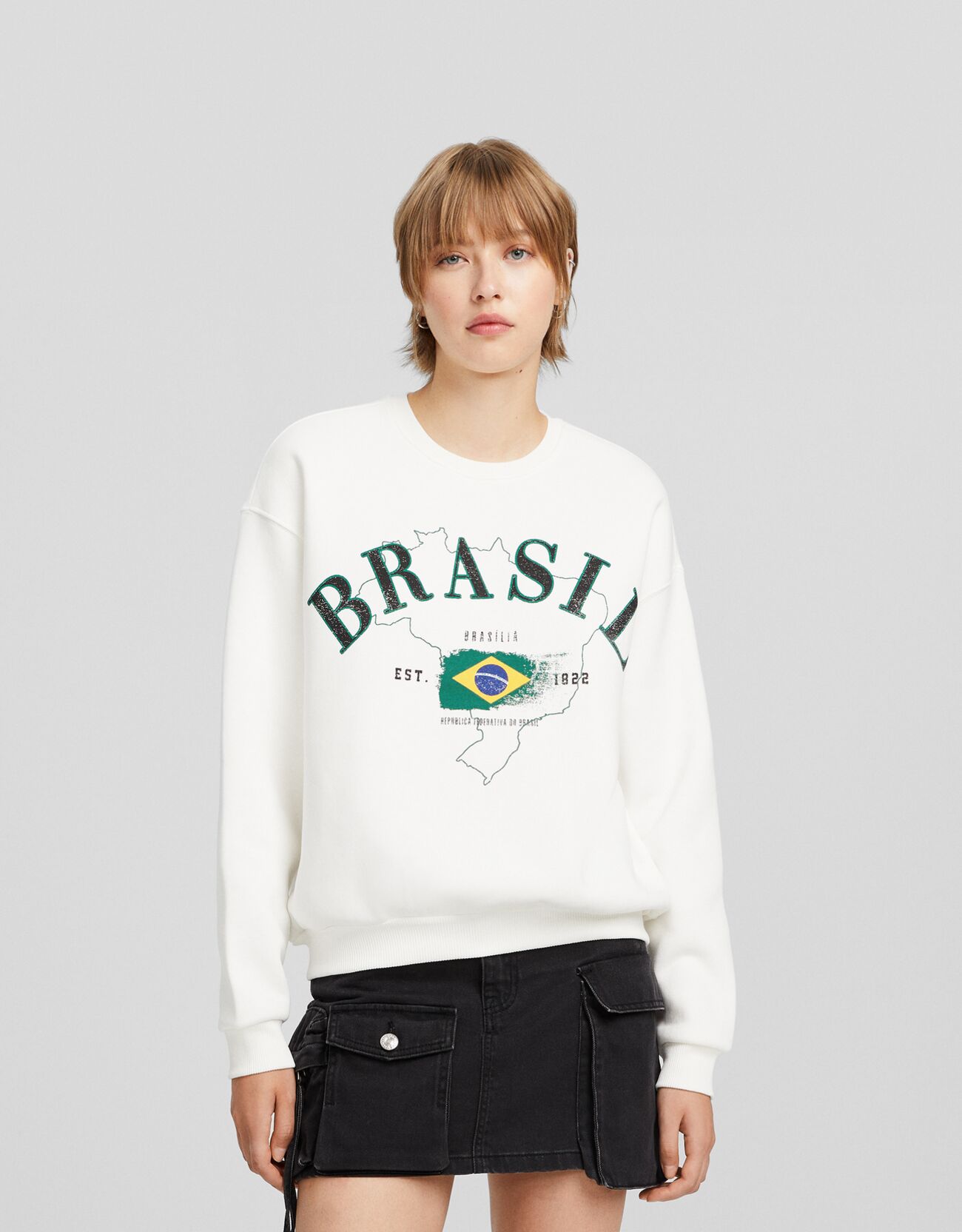 Stradivarius hotsell sudaderas rebajas