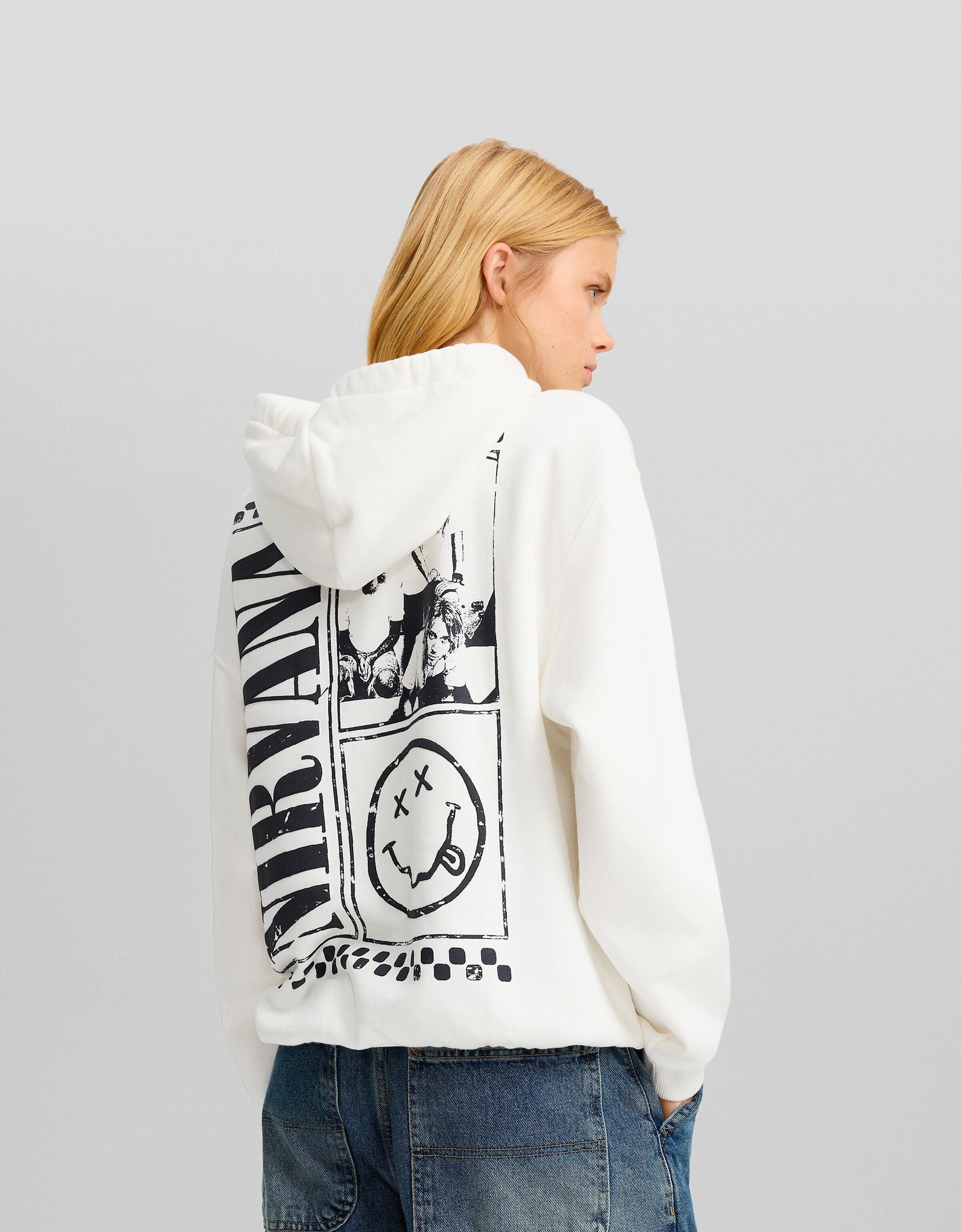 Bershka on sale white hoodie