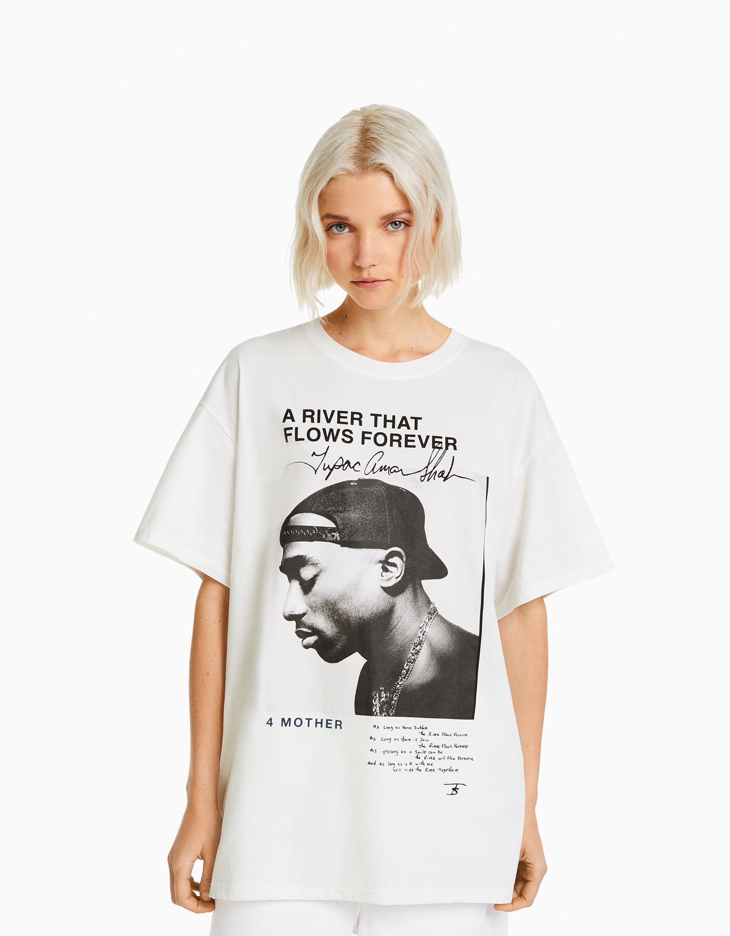 Tupac print short sleeve T shirt Women Bershka