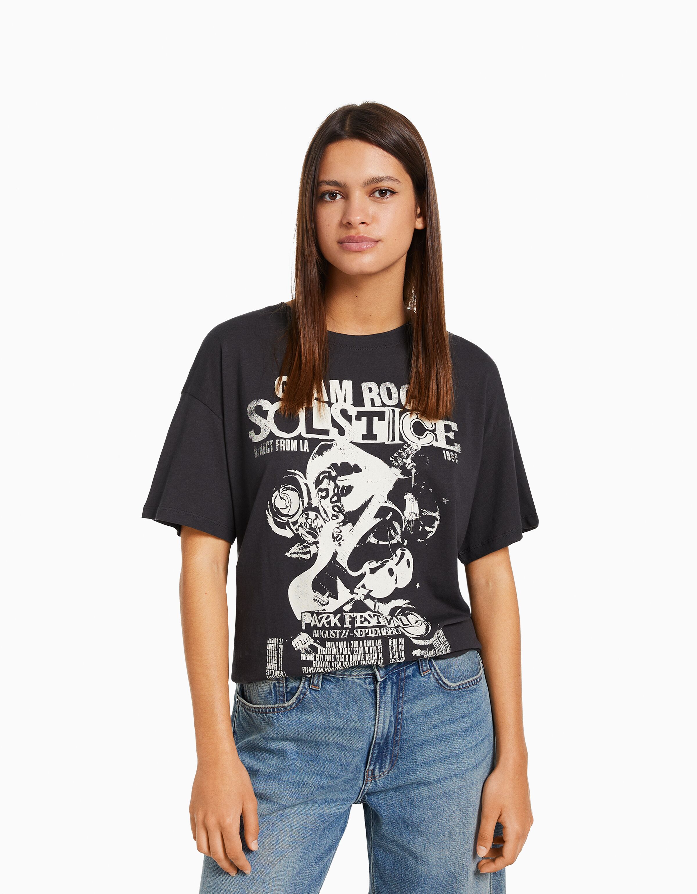 Short sleeve T-shirt with print - Women | Bershka