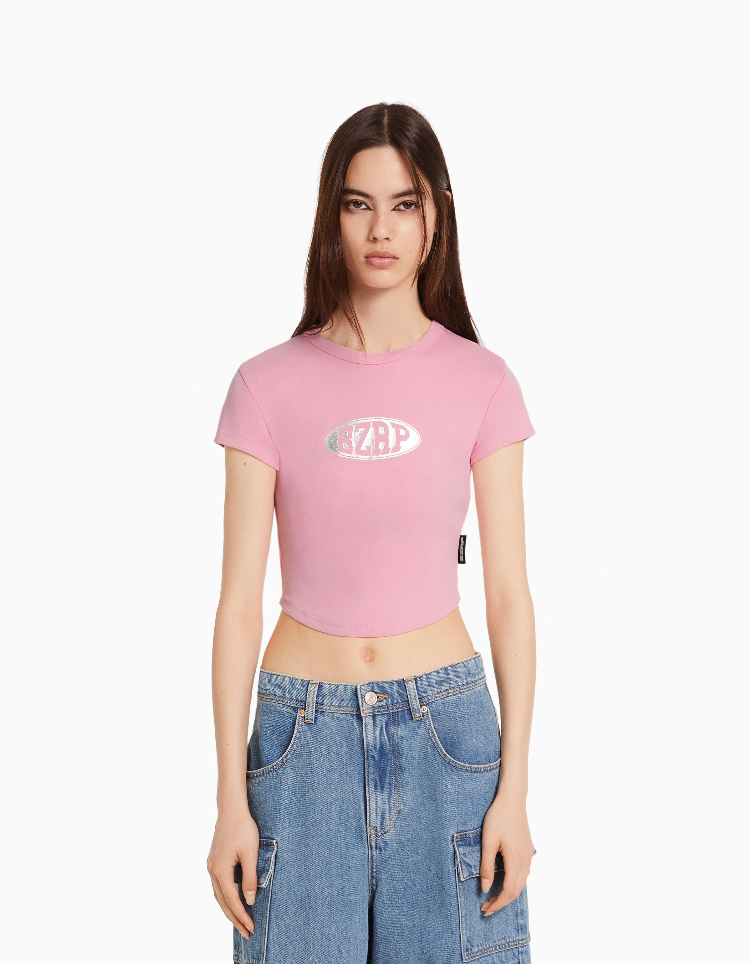 Short sleeve BERSHKA ft. BIZARRAP print T shirt Women Bershka