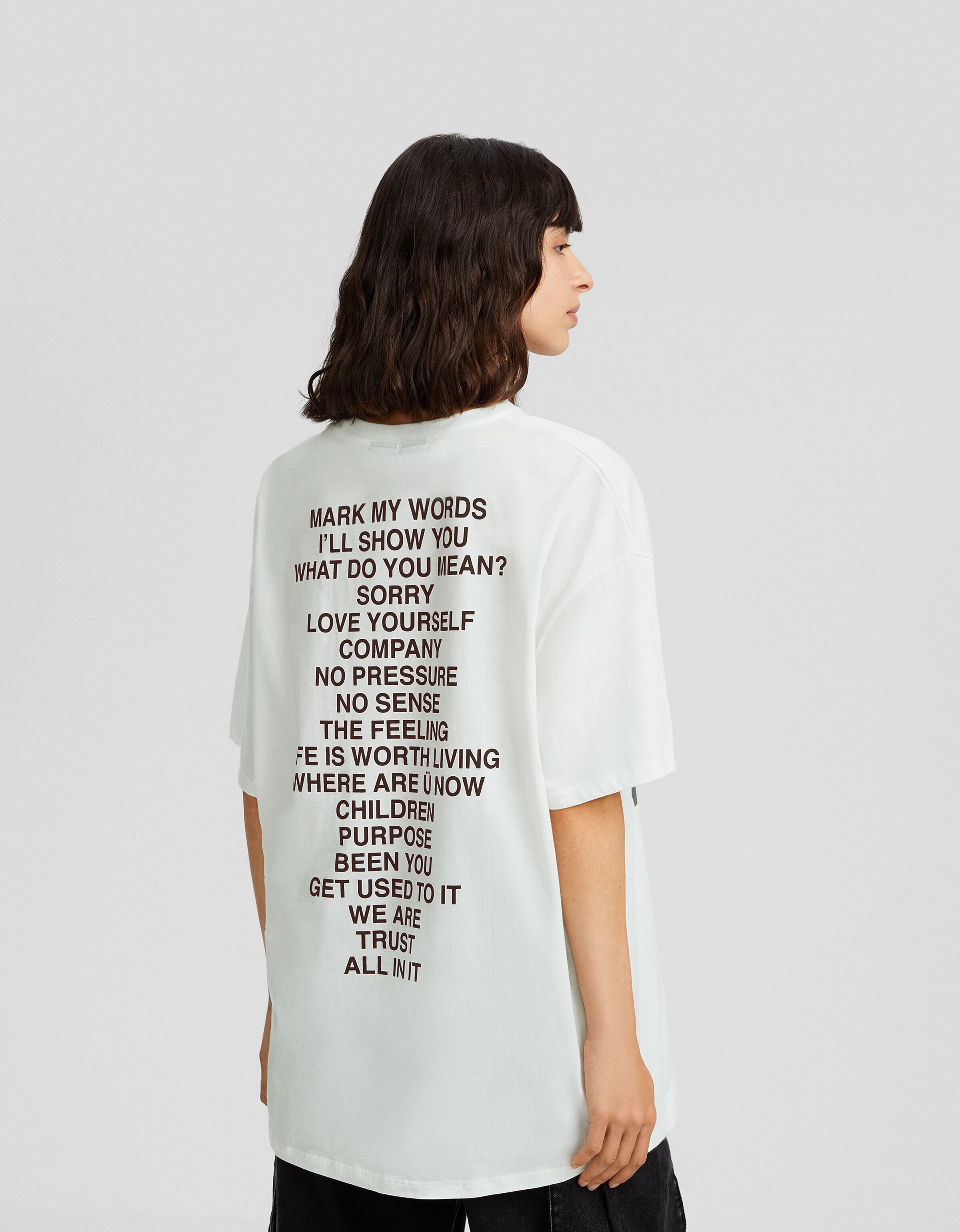 Camiseta oversize online bershka