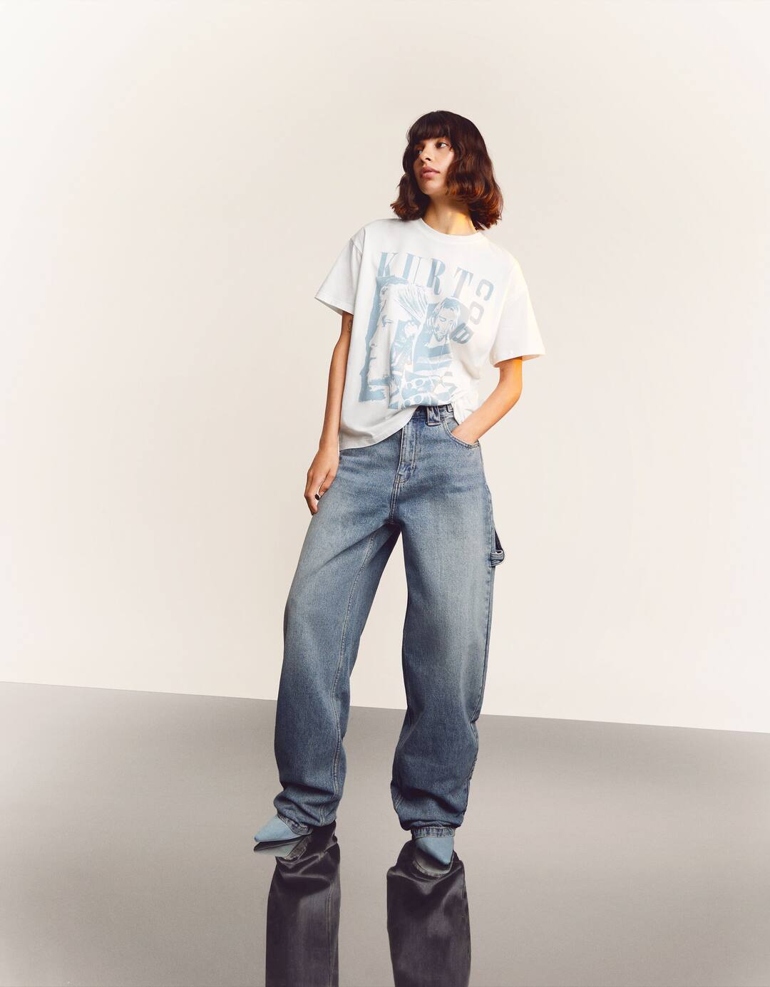T-shirt Kurt Kobain manga curta oversize estampado