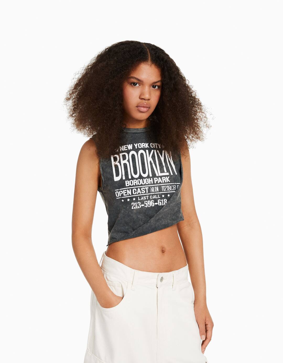 Sleeveless T-shirt with Brooklyn print