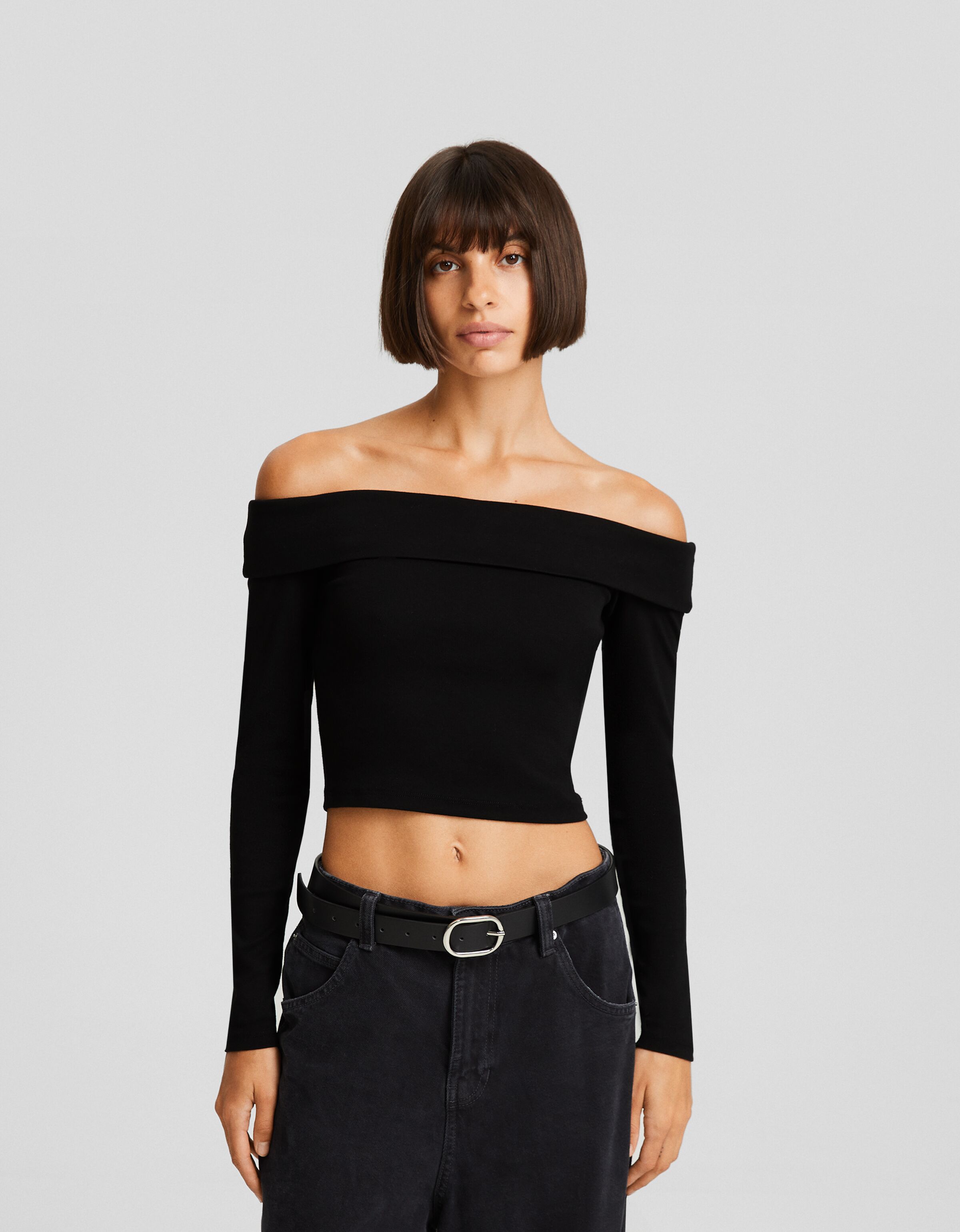 Long sleeve off the shoulder T shirt Basics Women Bershka