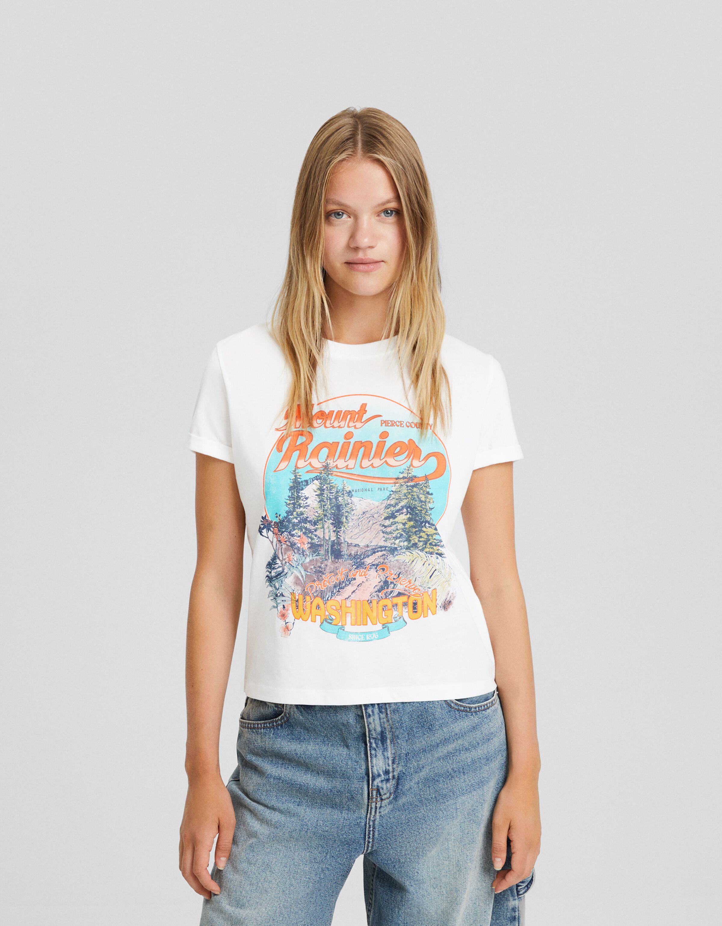 Fitted short sleeve print T shirt Women Bershka