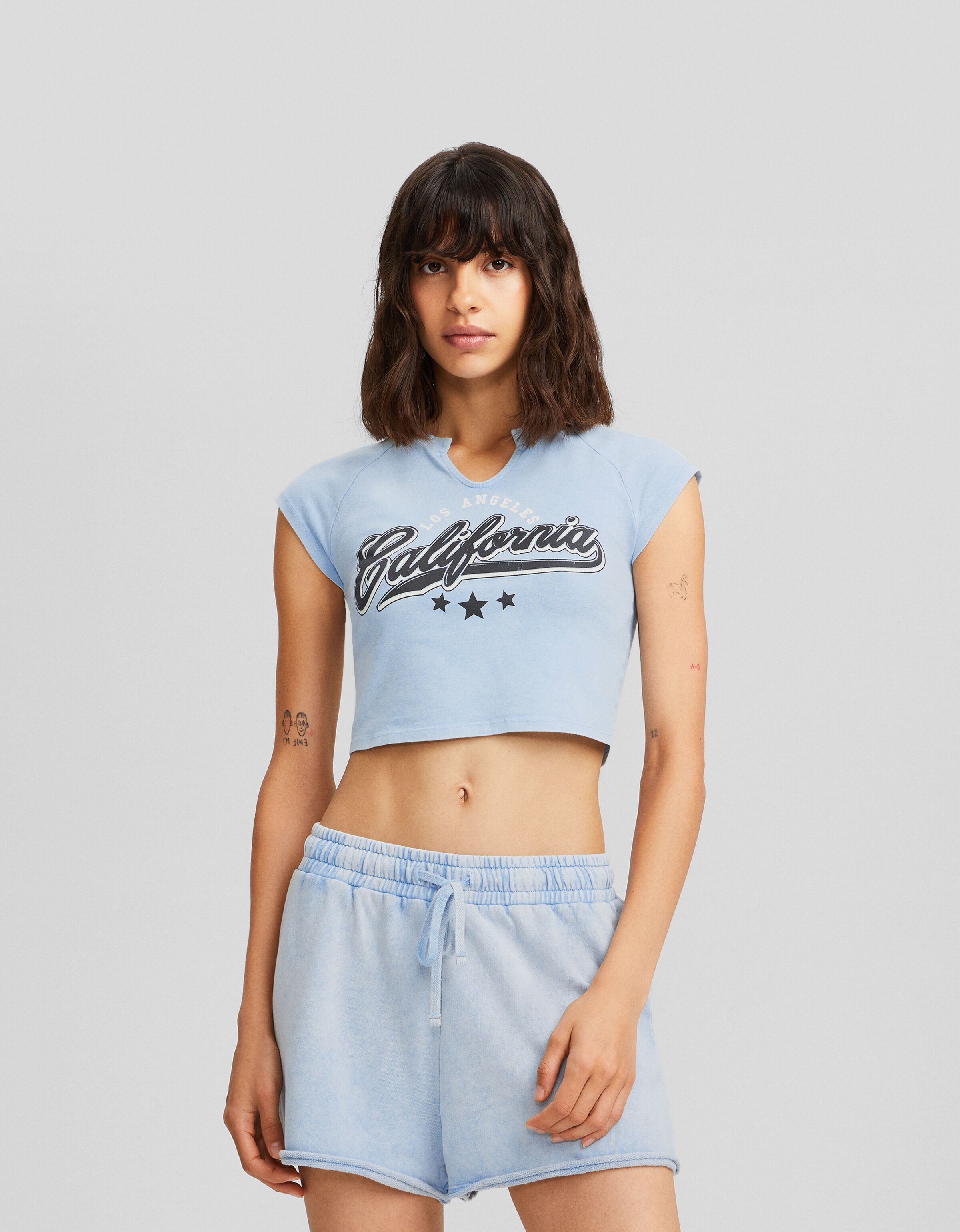 T shirt ange discount bershka