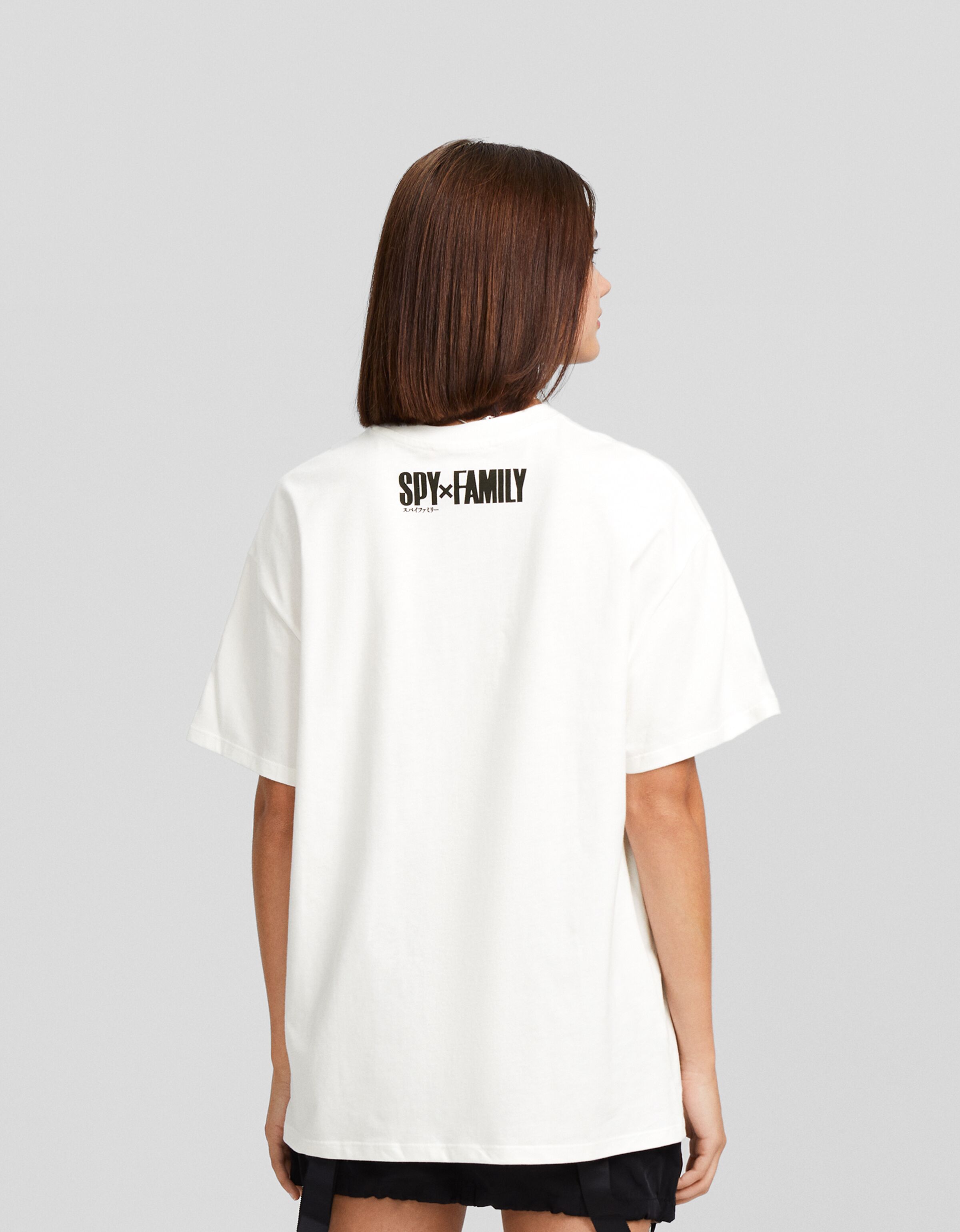 SPY × FAMILY short sleeve oversized printed T-shirt - Women | Bershka