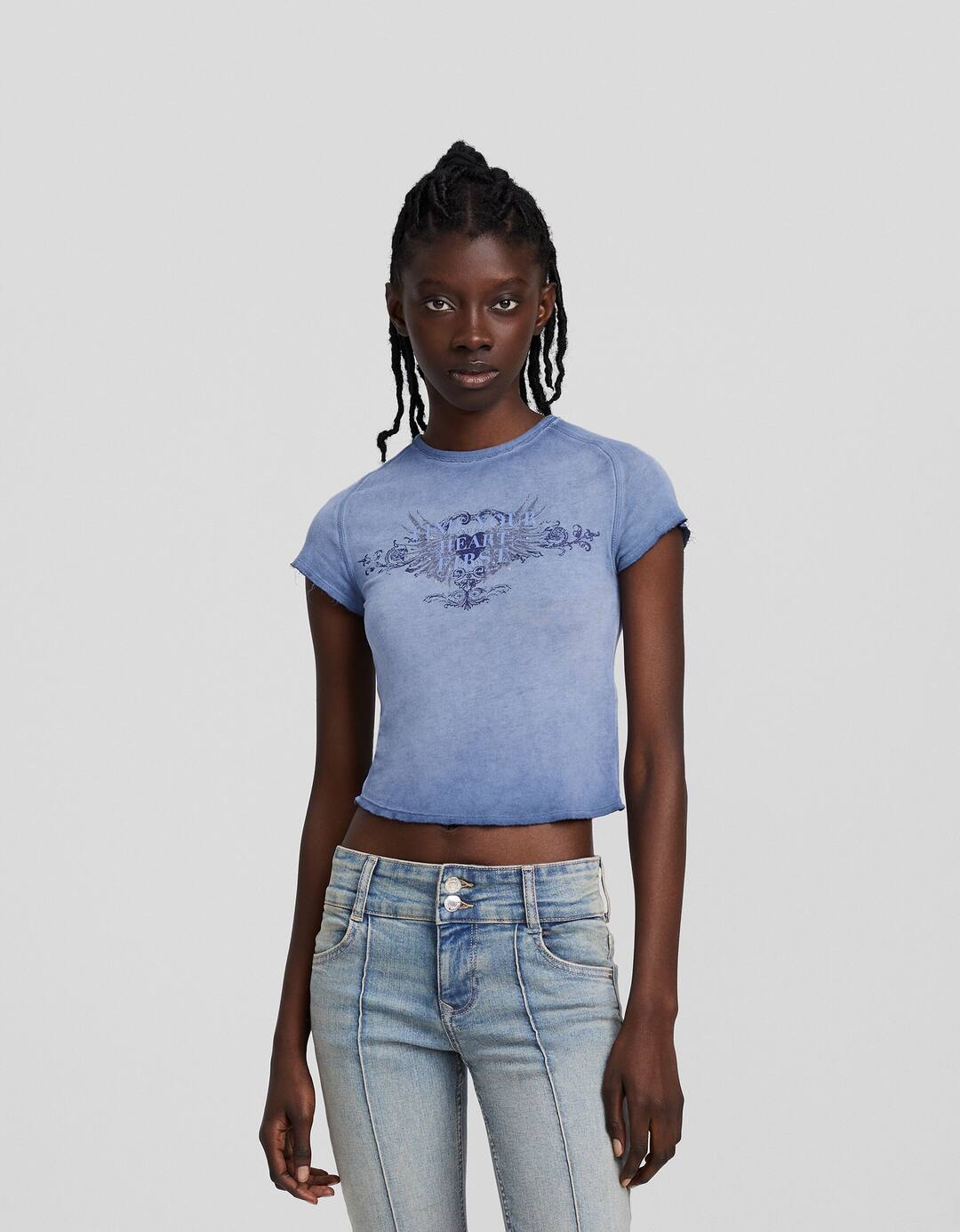 Short sleeve faded effect T-shirt with rhinestones