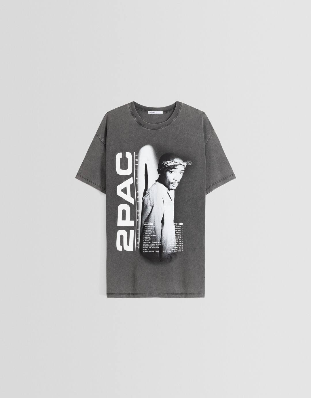 T-shirt Tupac manga curta efeito lavado estampado