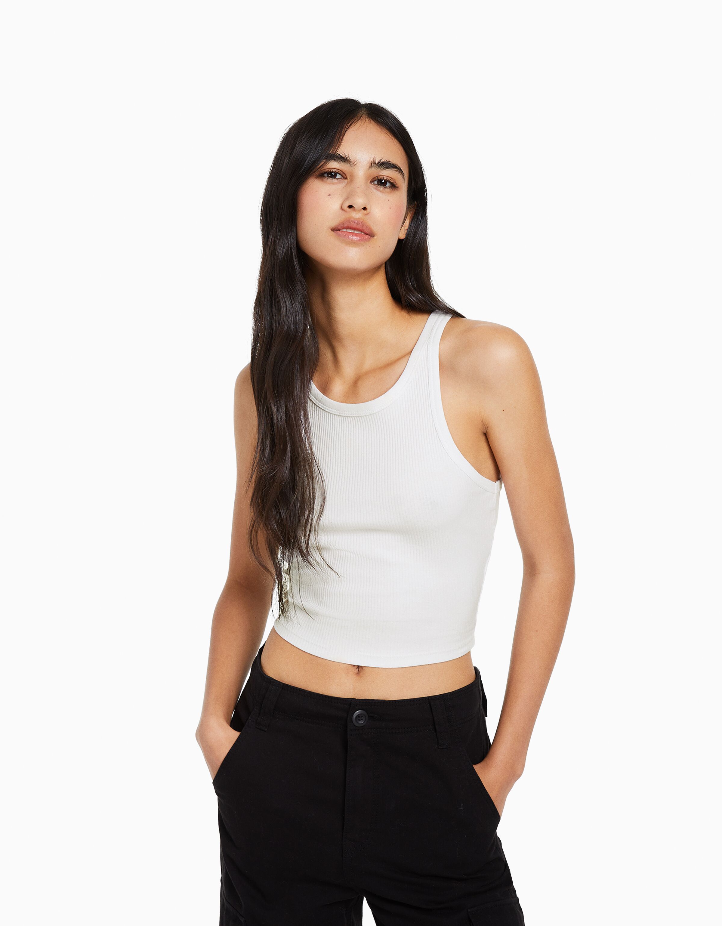 Camiseta de 2025 tirantes mujer bershka