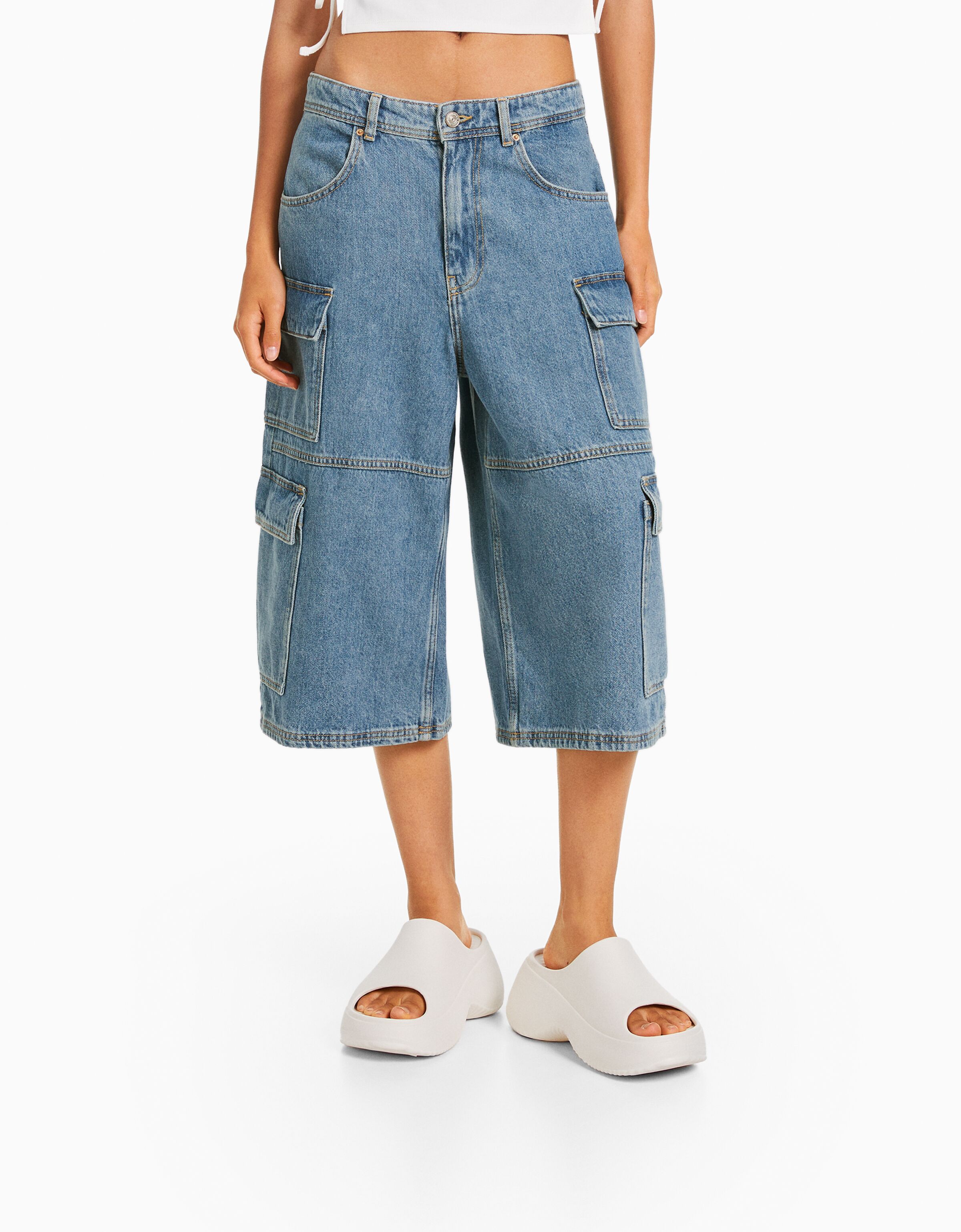 Baggy denim cargo Bermuda shorts bershkastyle Women Bershka