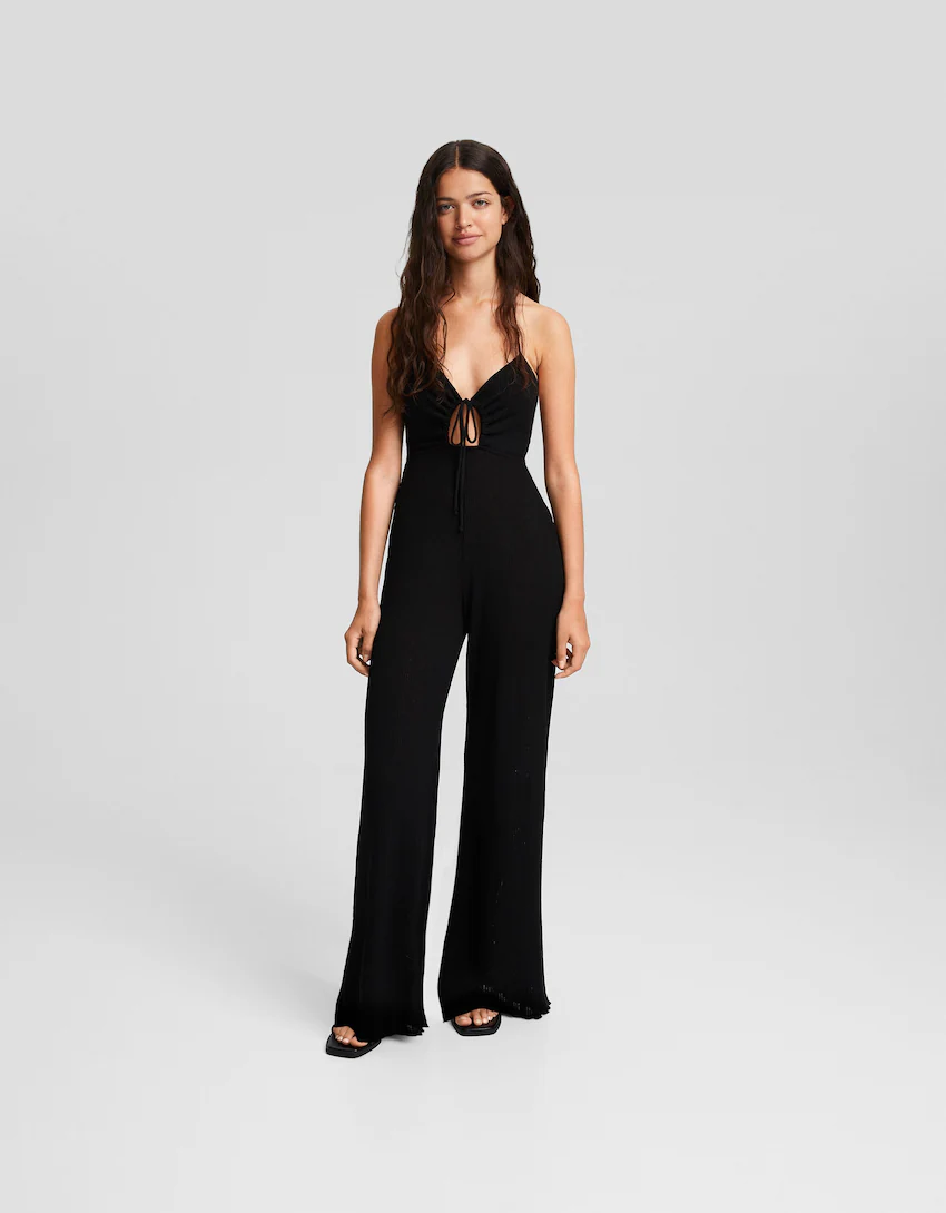 Bershka TEXTURED WITH SHIRRING - BANDEAU - Jumpsuit - white 
