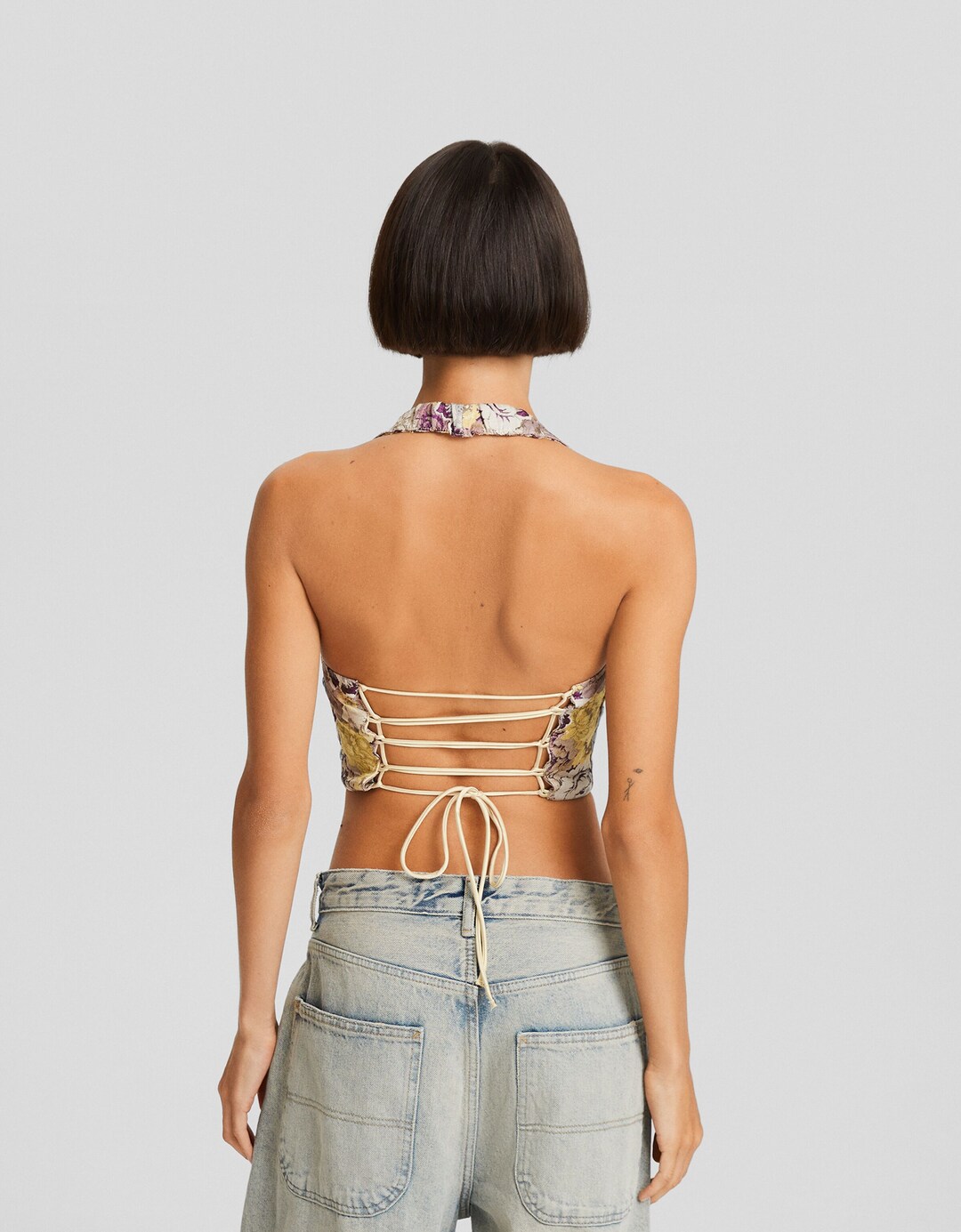 Jacquard open back top with tie