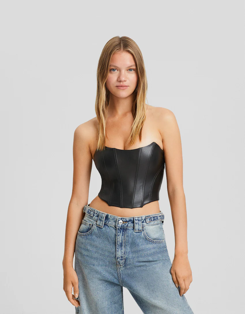 nedadgående Lagring Lionel Green Street Faux leather bandeau crop top - Tops and corsets - Women | Bershka