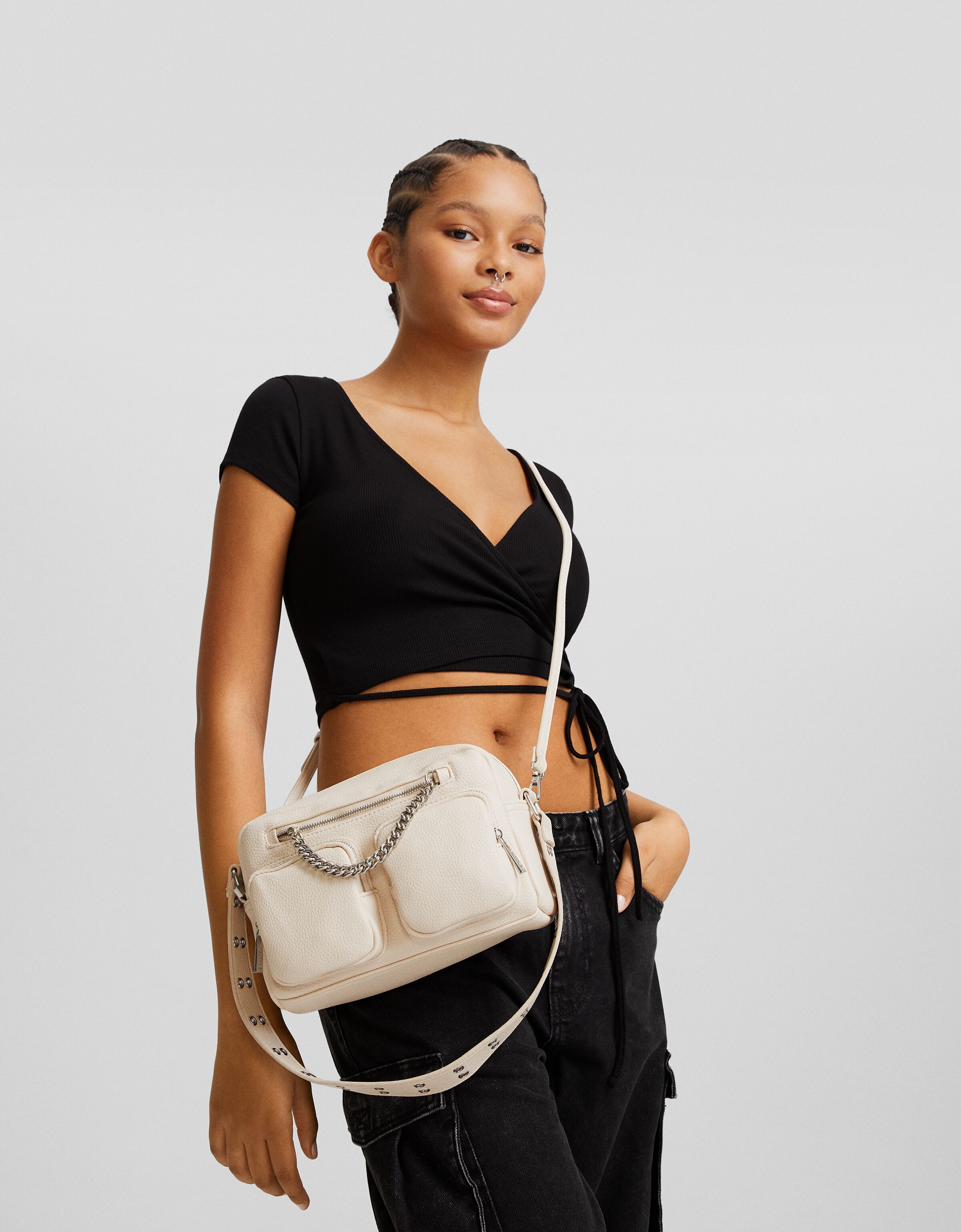 Multi way crossbody bag with chain and pockets Women Bershka