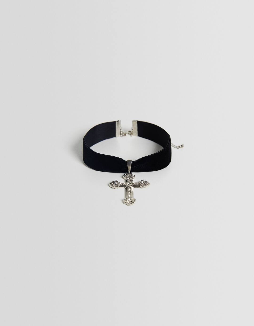 Choker necklace with a rhinestone cross